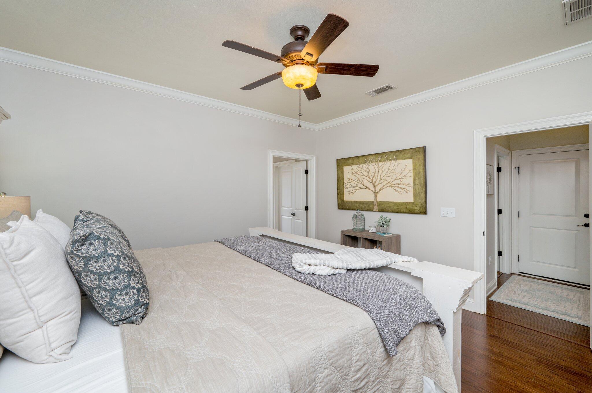 MILL CREEK FARMS - Residential