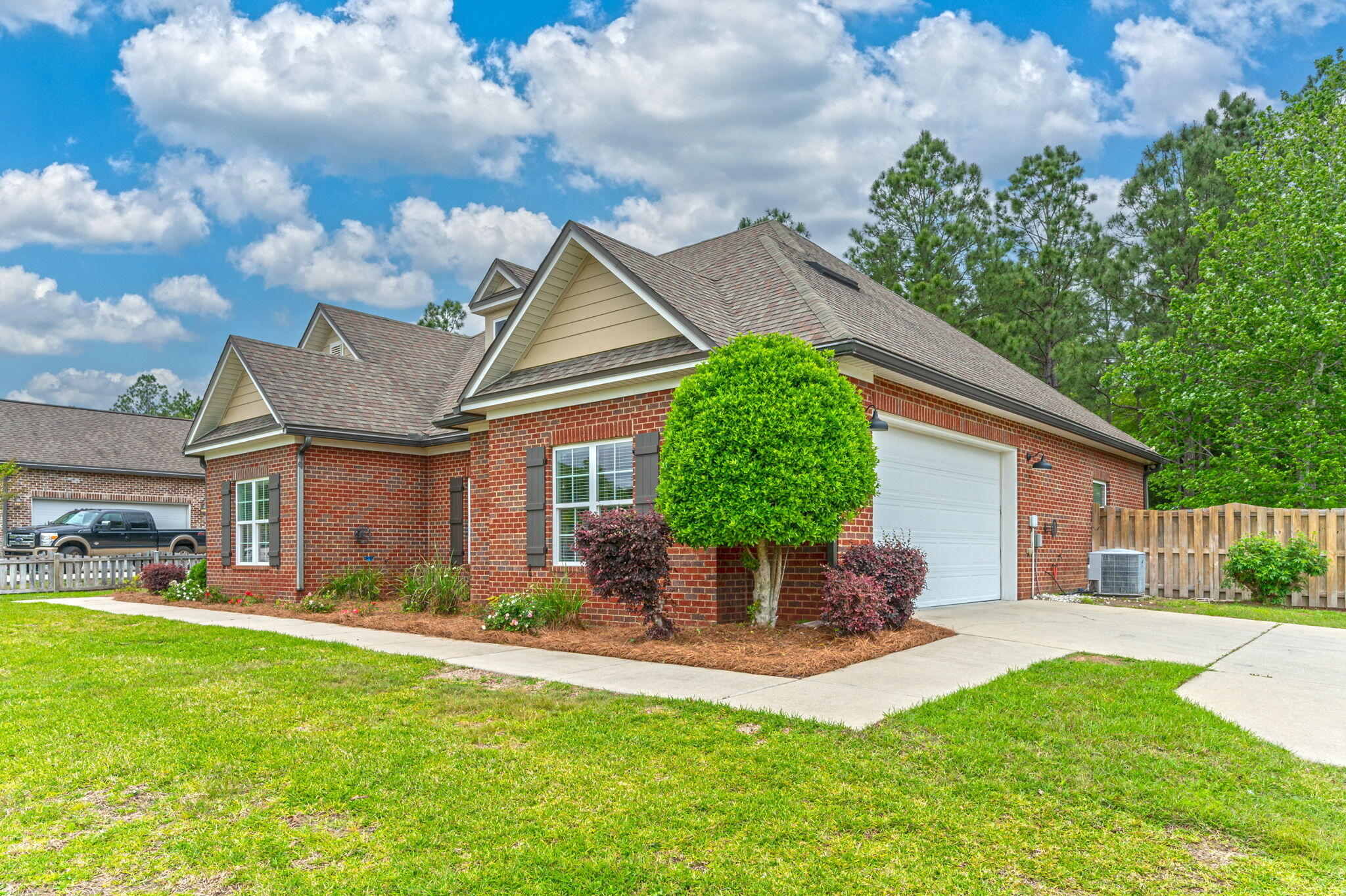 MILL CREEK FARMS - Residential