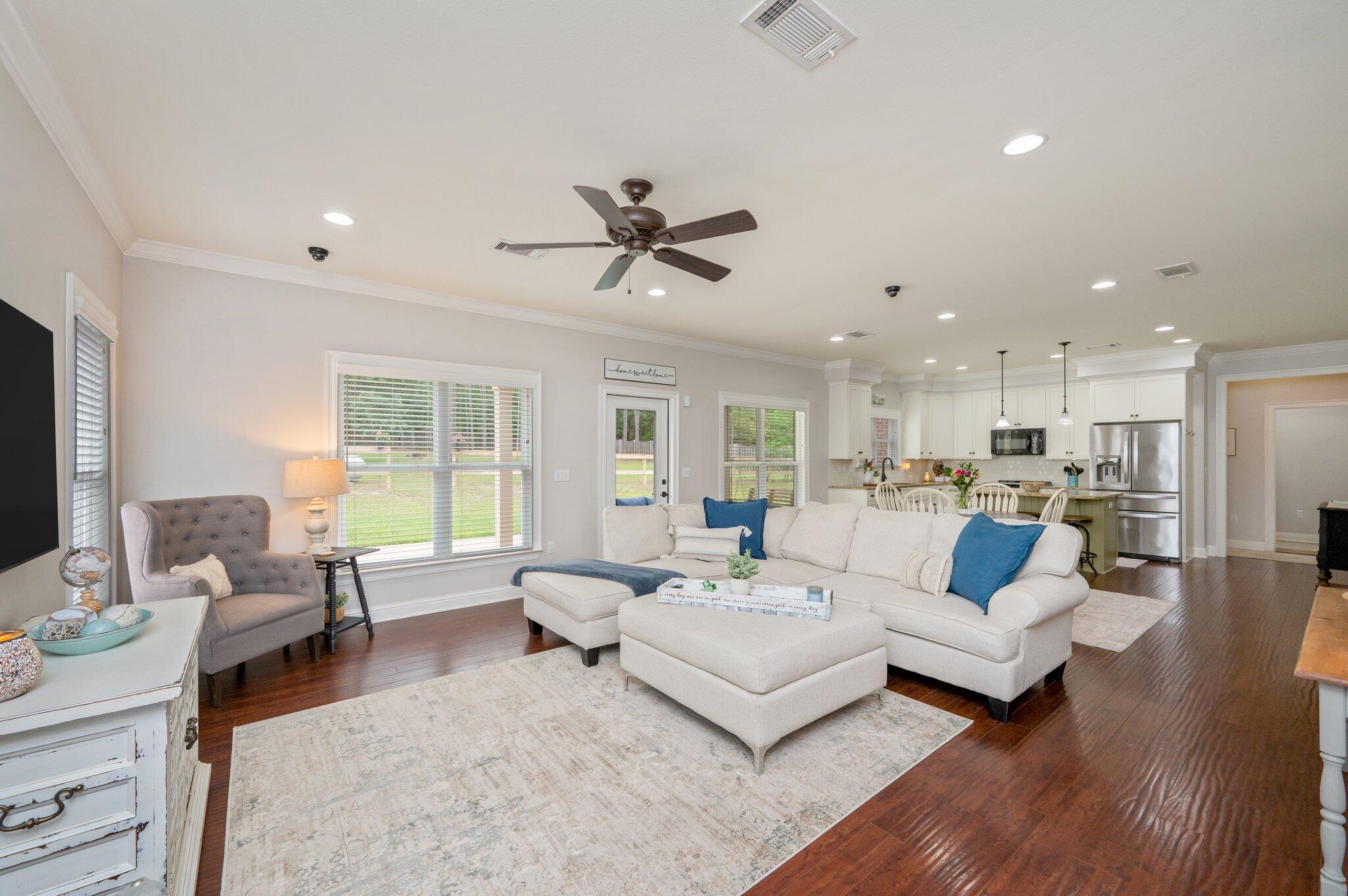 MILL CREEK FARMS - Residential