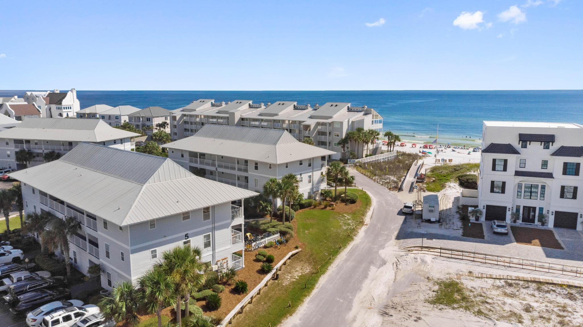 BEACHSIDE VILLAS CONDO - Residential