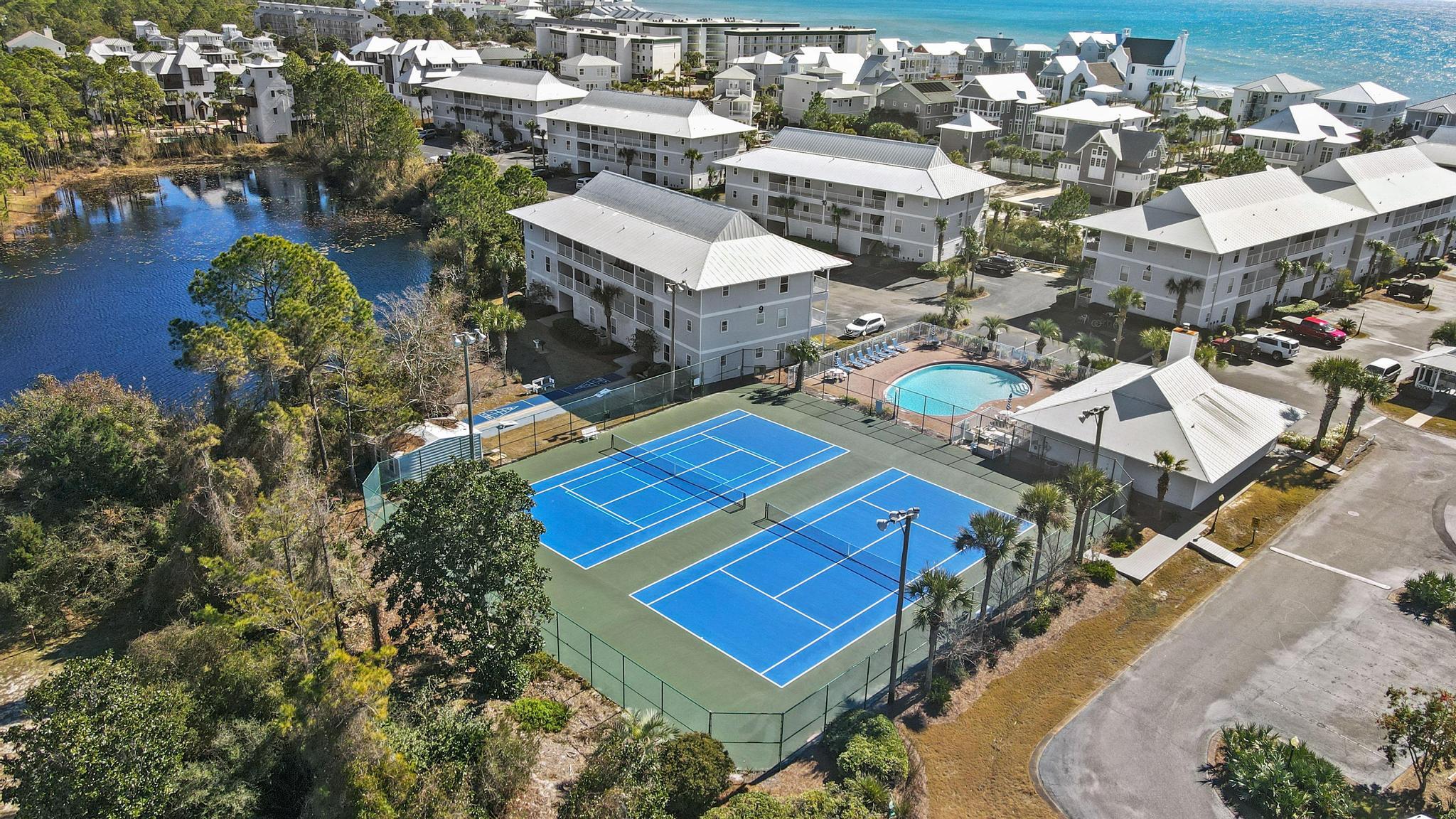 BEACHSIDE VILLAS CONDO - Residential