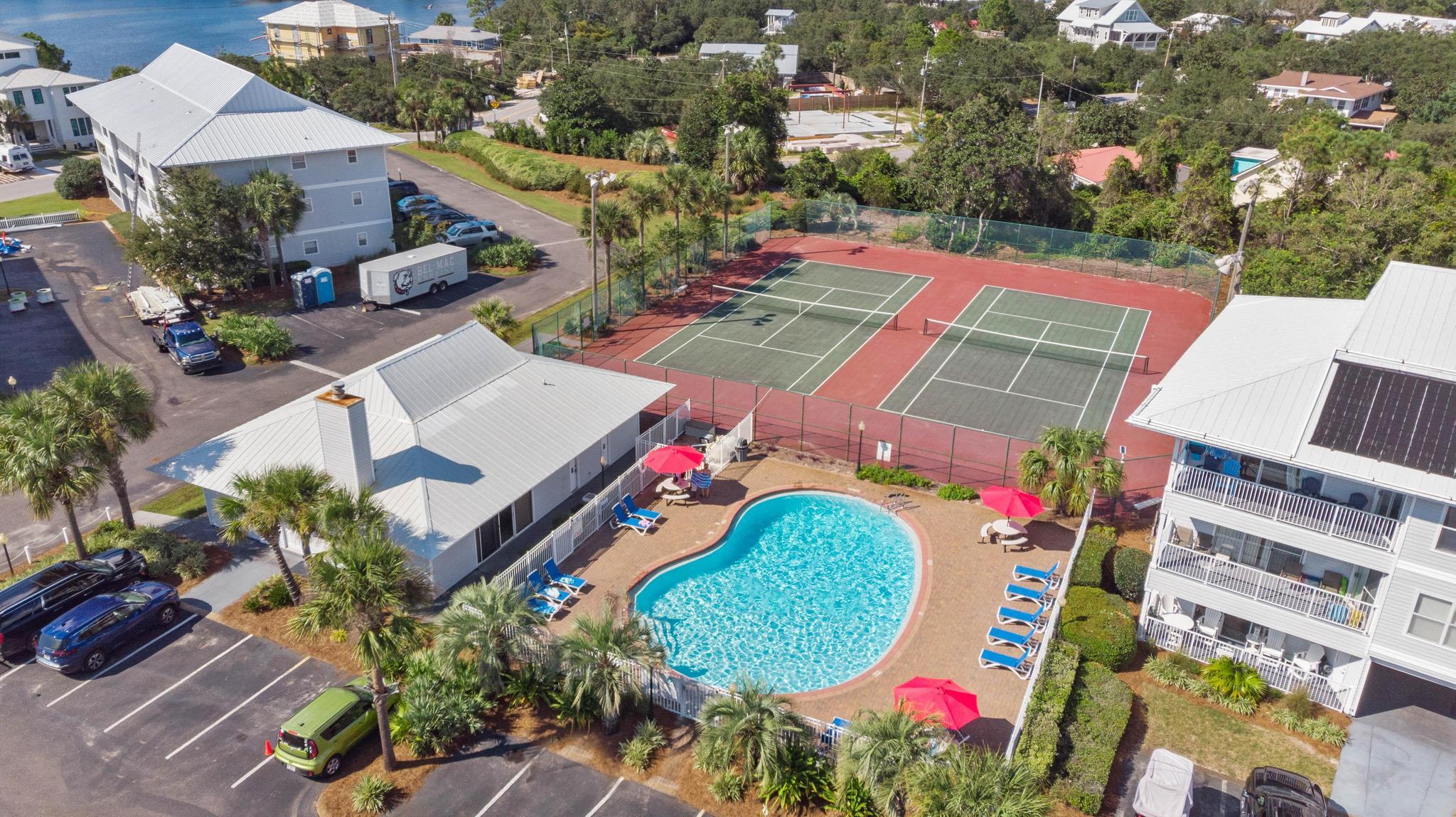 BEACHSIDE VILLAS CONDO - Residential