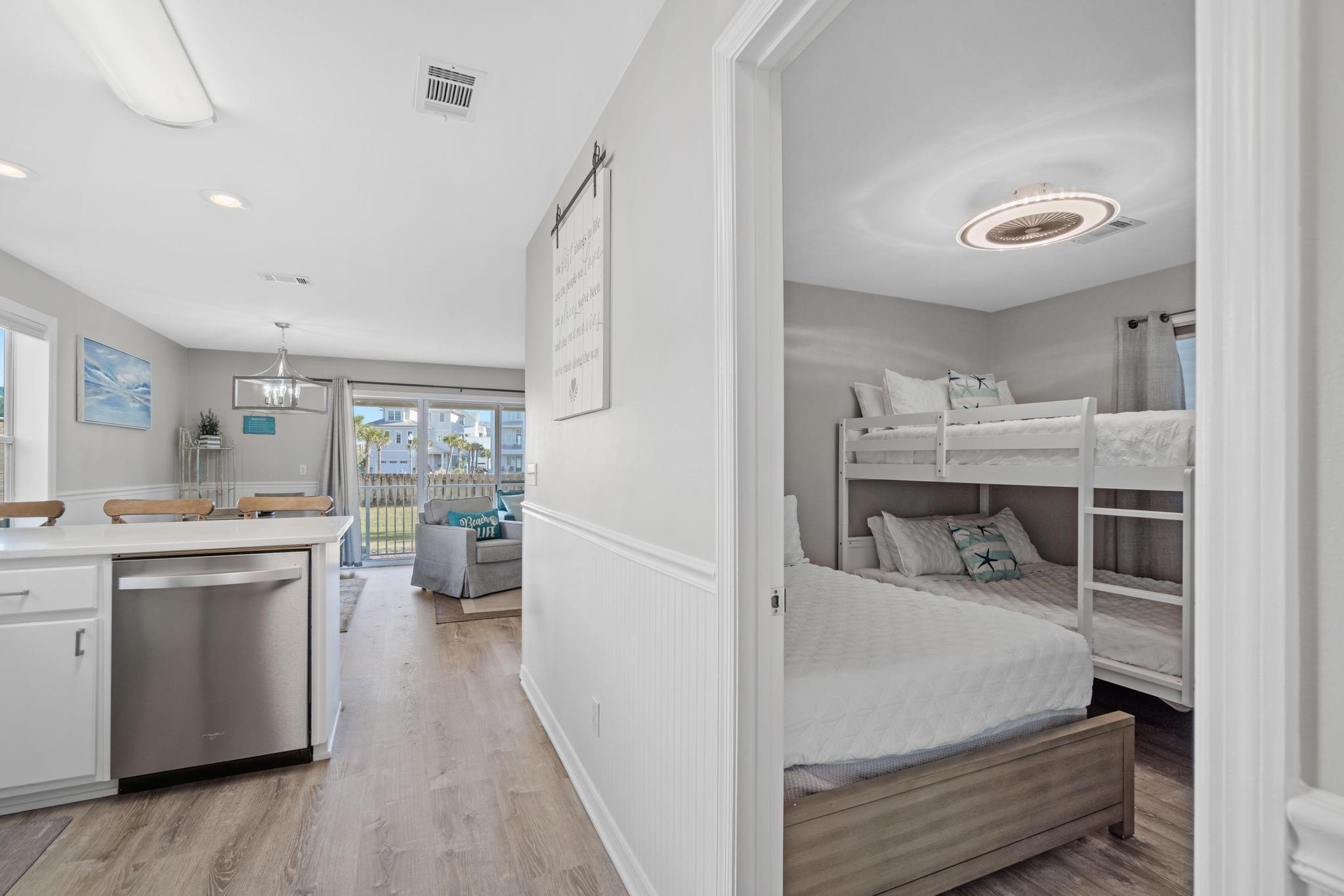 BEACHSIDE VILLAS CONDO - Residential