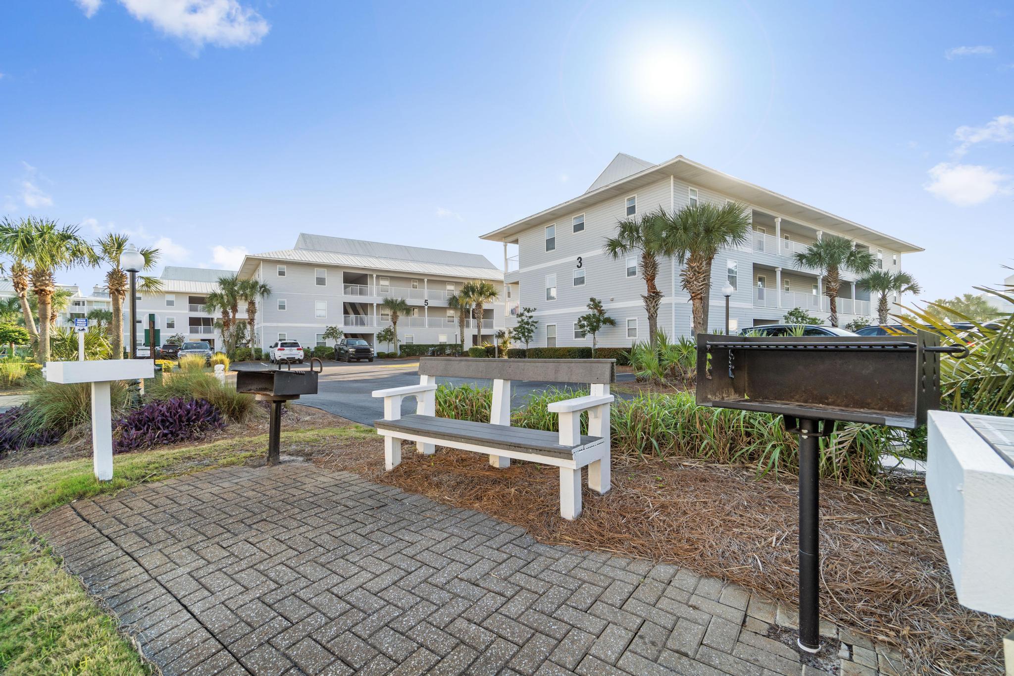 BEACHSIDE VILLAS CONDO - Residential