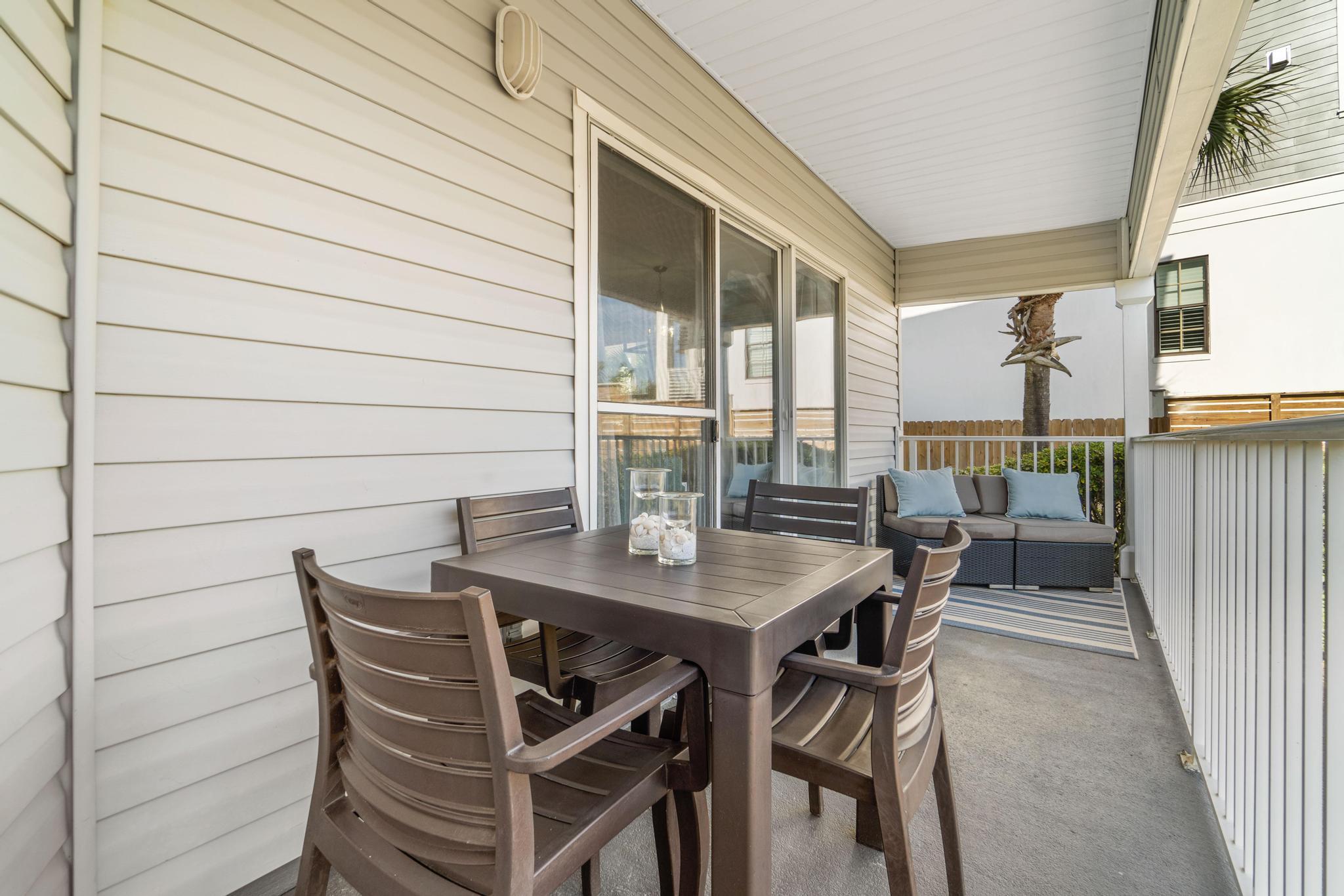 BEACHSIDE VILLAS CONDO - Residential