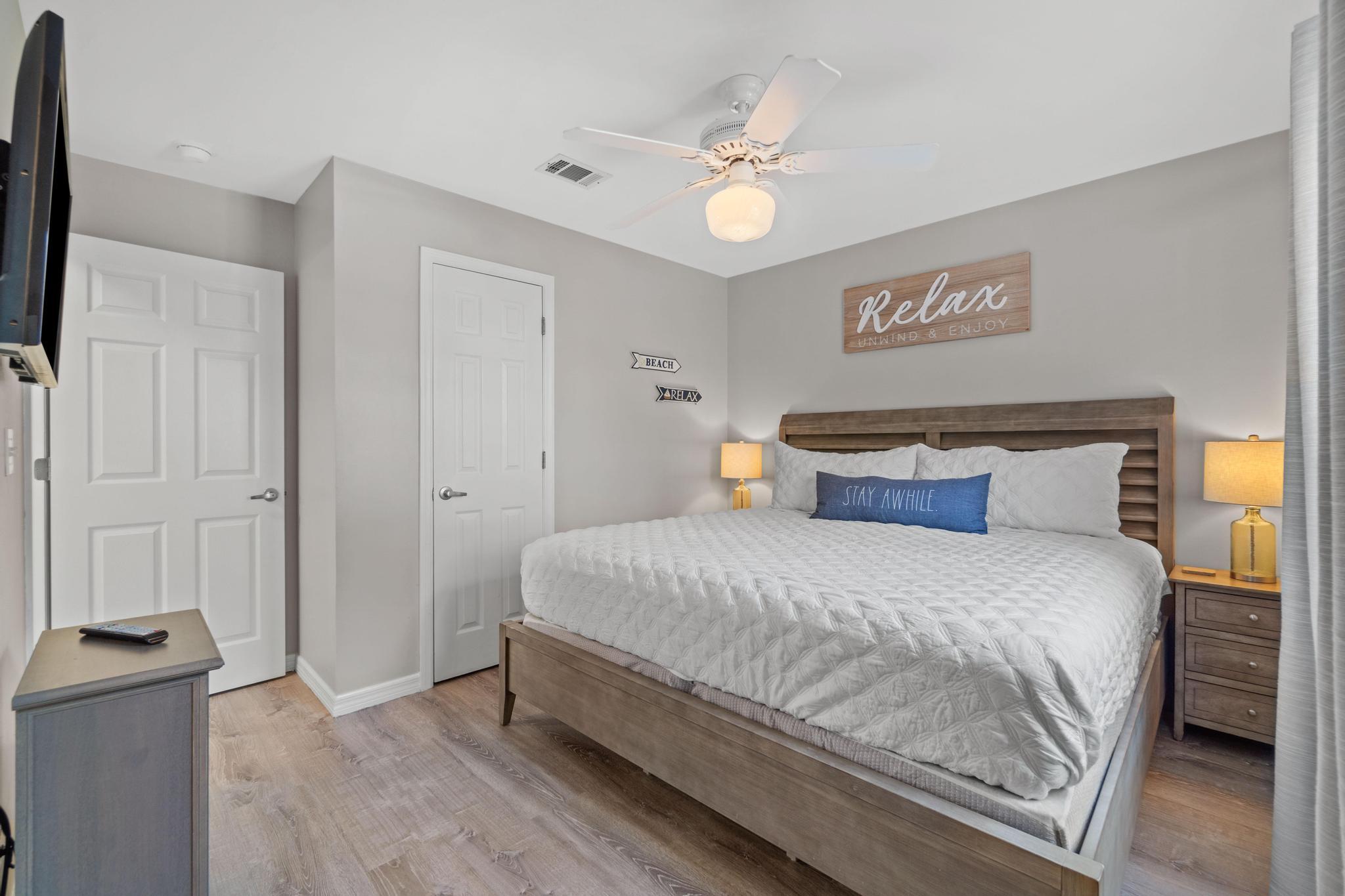 BEACHSIDE VILLAS CONDO - Residential