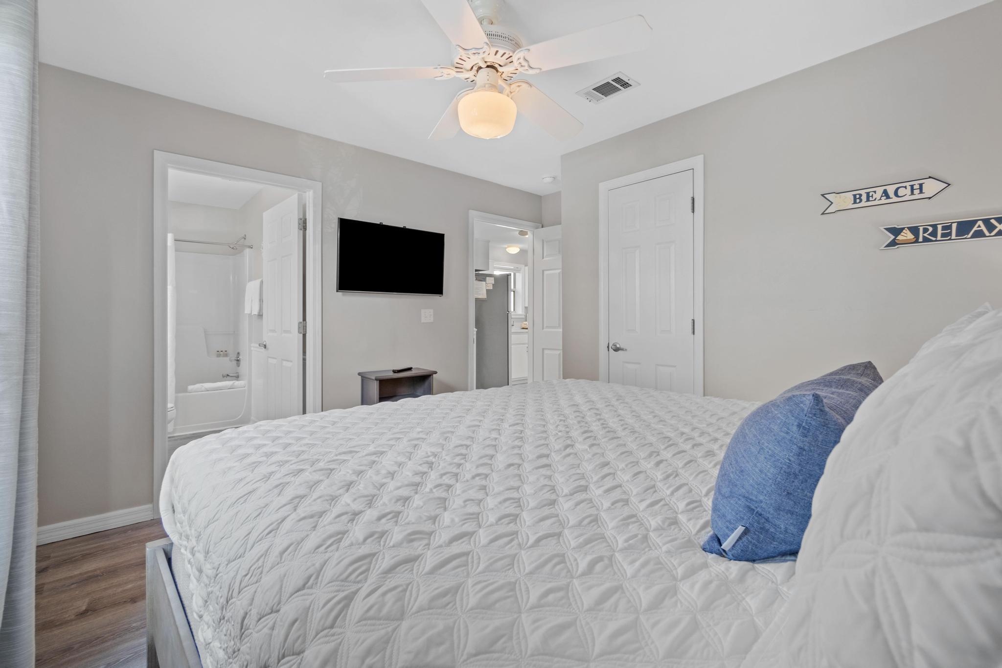 BEACHSIDE VILLAS CONDO - Residential