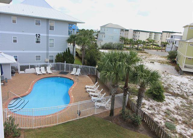 BEACHSIDE VILLAS CONDO - Residential