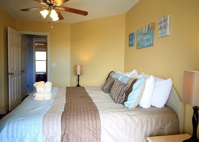 BEACHSIDE VILLAS CONDO - Residential