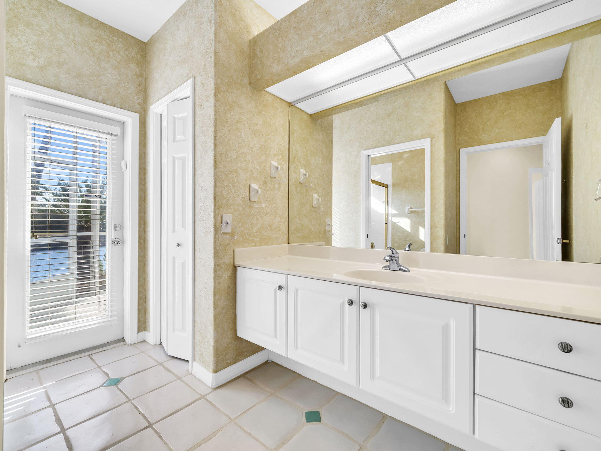 SUNSET BEACH PH 2 BLUEWATER BAY - Residential