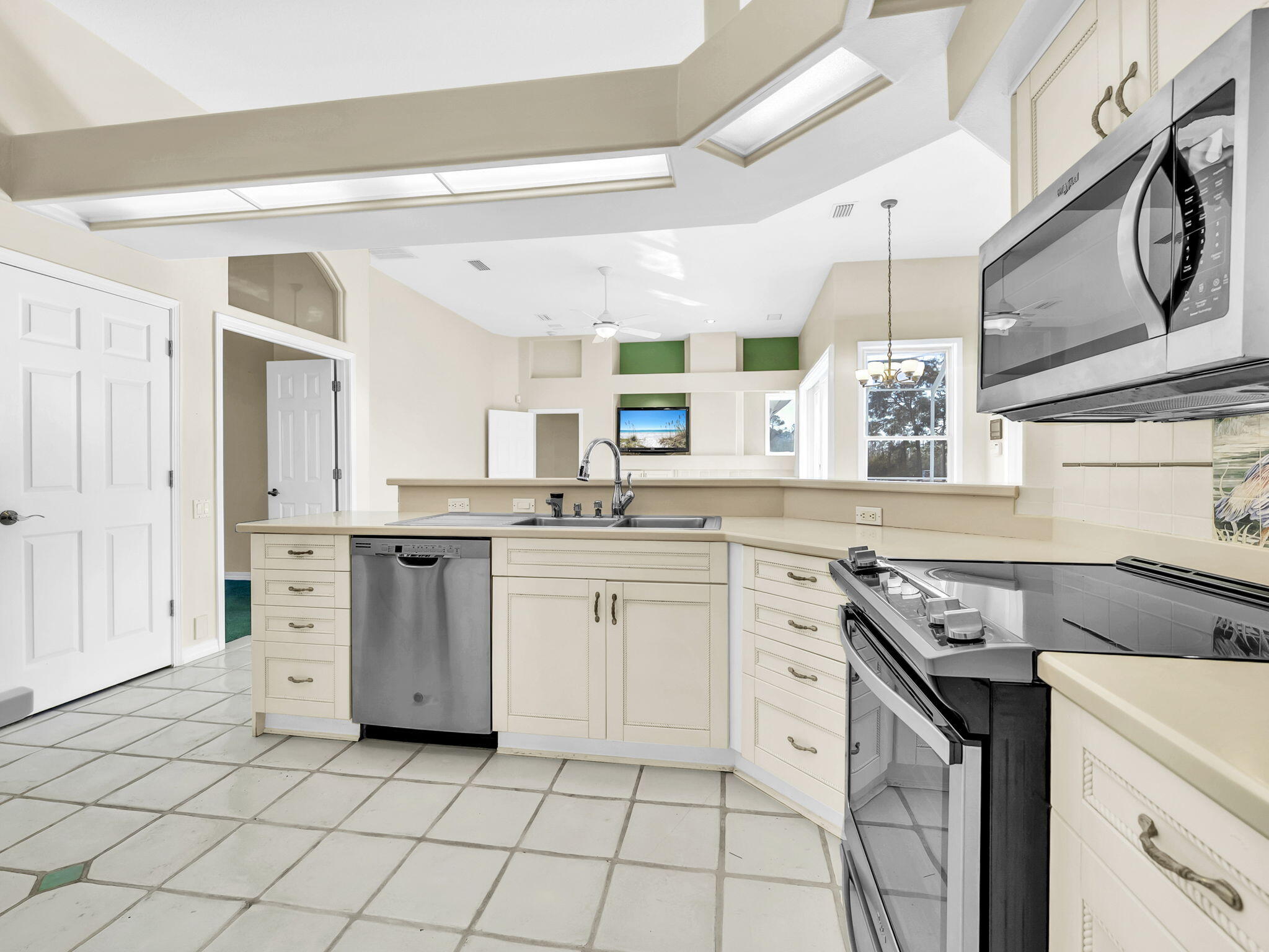 SUNSET BEACH PH 2 BLUEWATER BAY - Residential