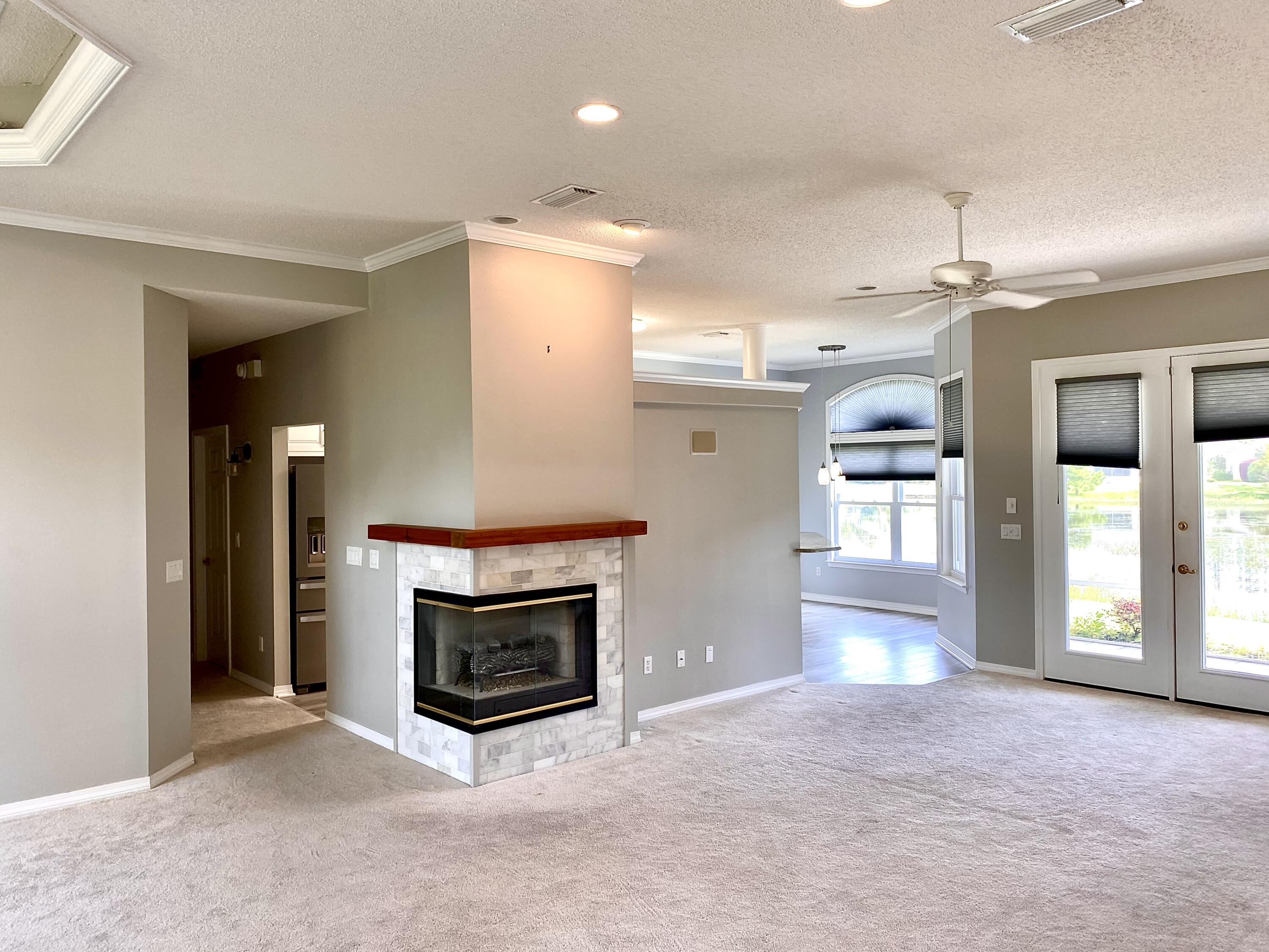 INDIAN LAKE - Residential Lease