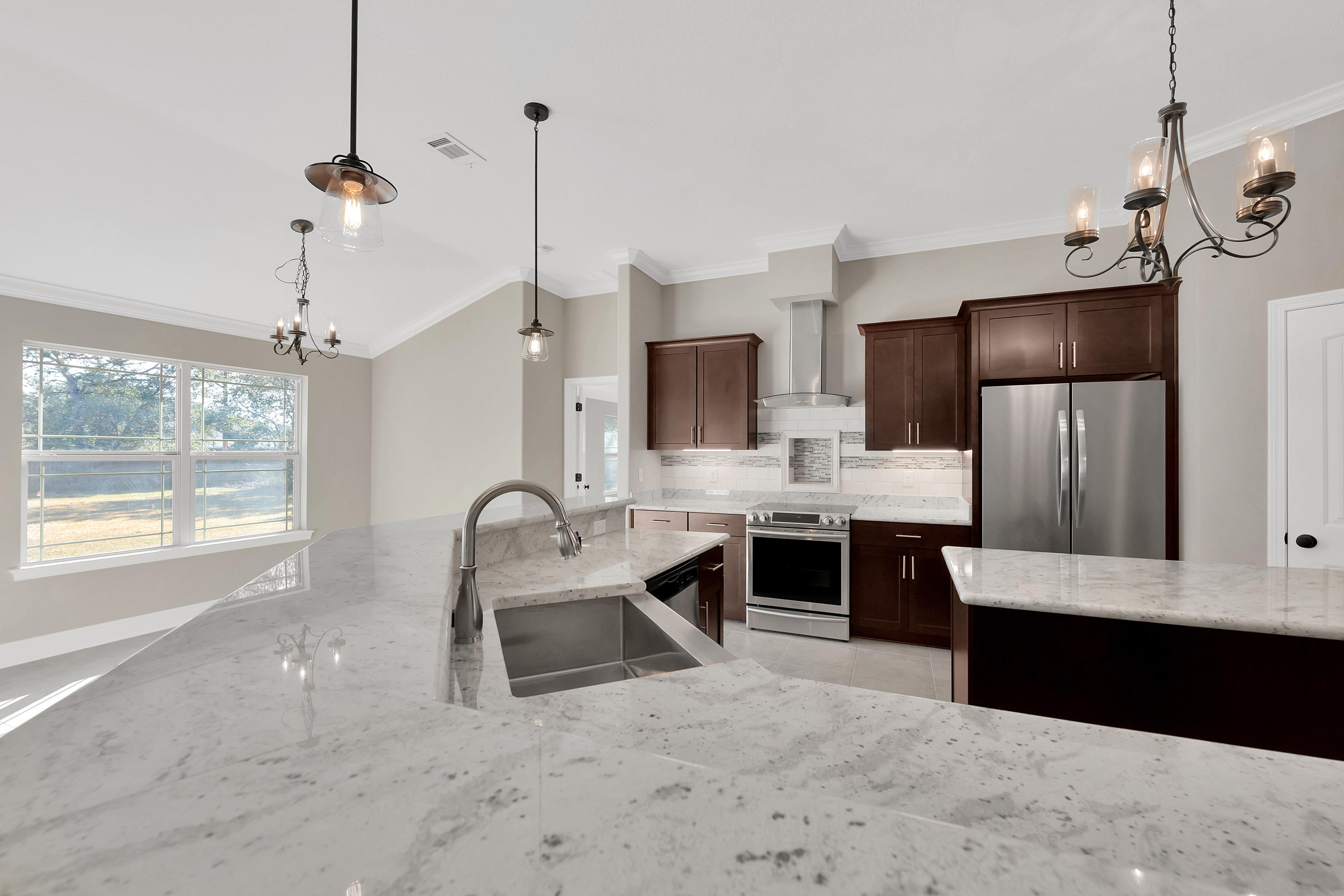 HOLLEY BY THE SEA - Residential