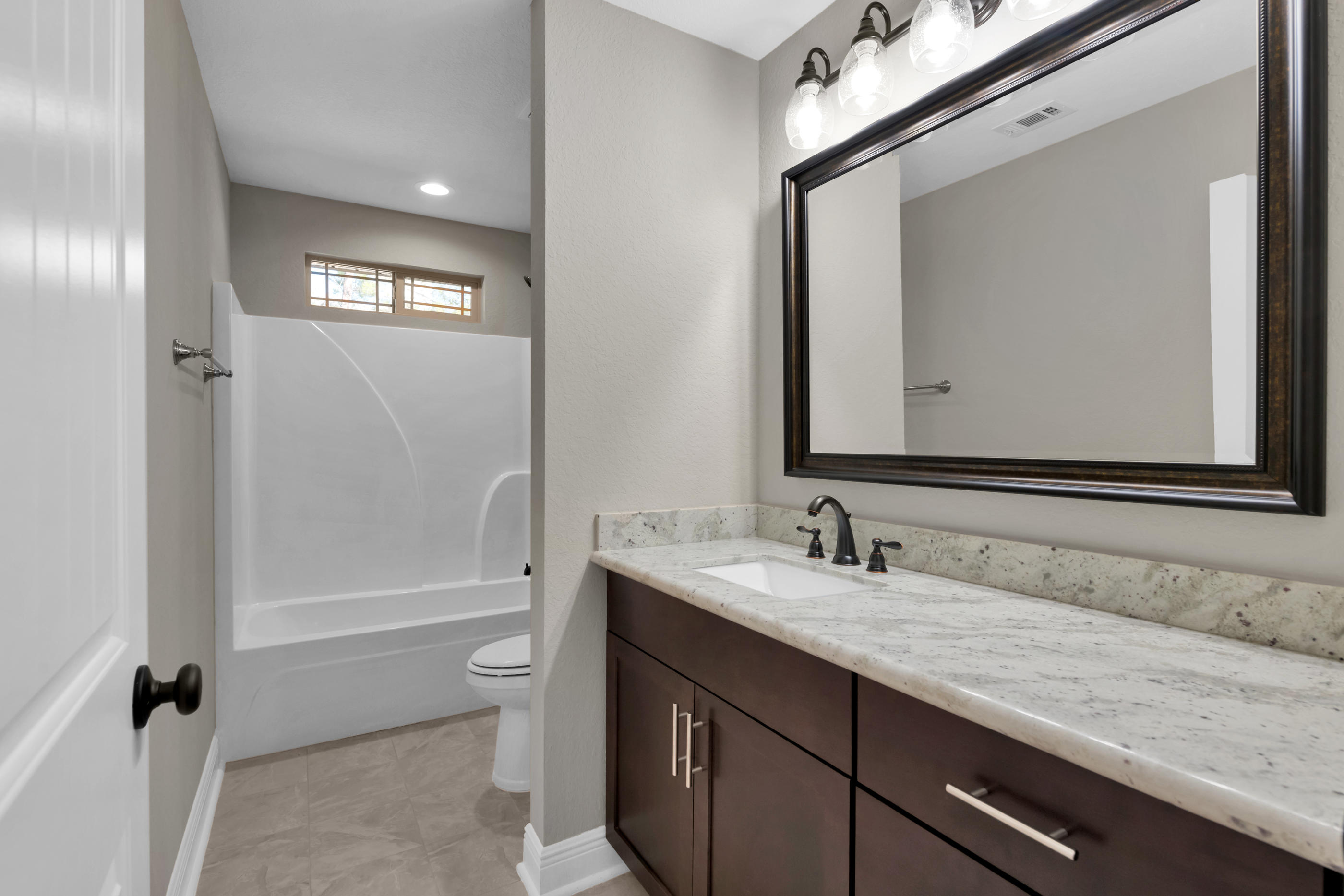 HOLLEY BY THE SEA - Residential