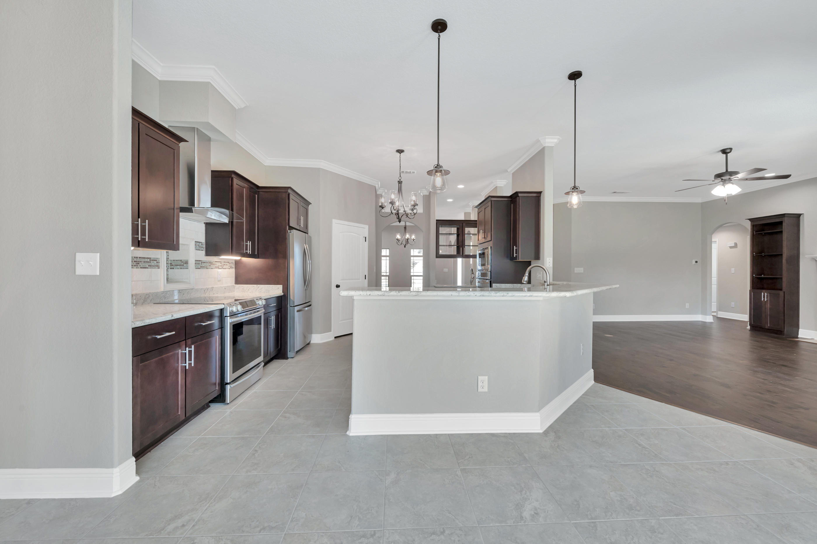 HOLLEY BY THE SEA - Residential