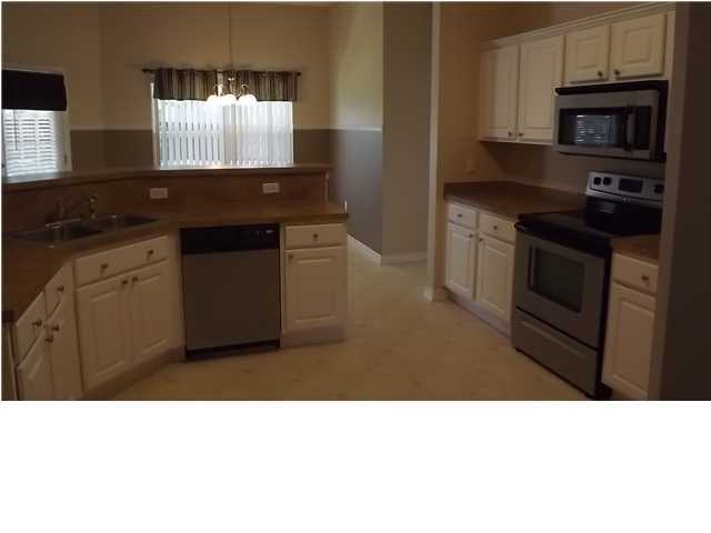 BROOKE ESTATES PH I - Residential