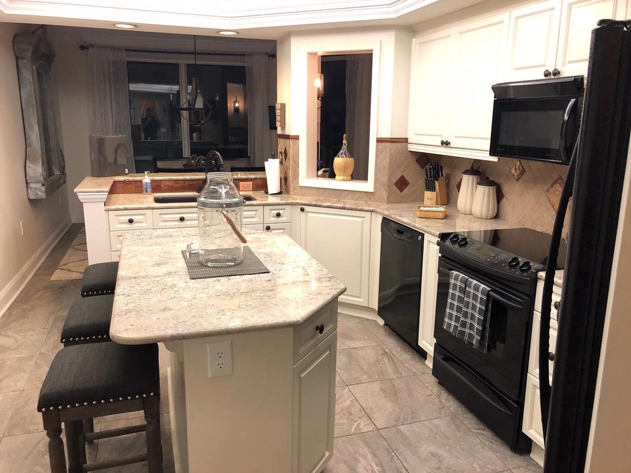 EAST PASS TOWERS CONDO PH 2 - Residential