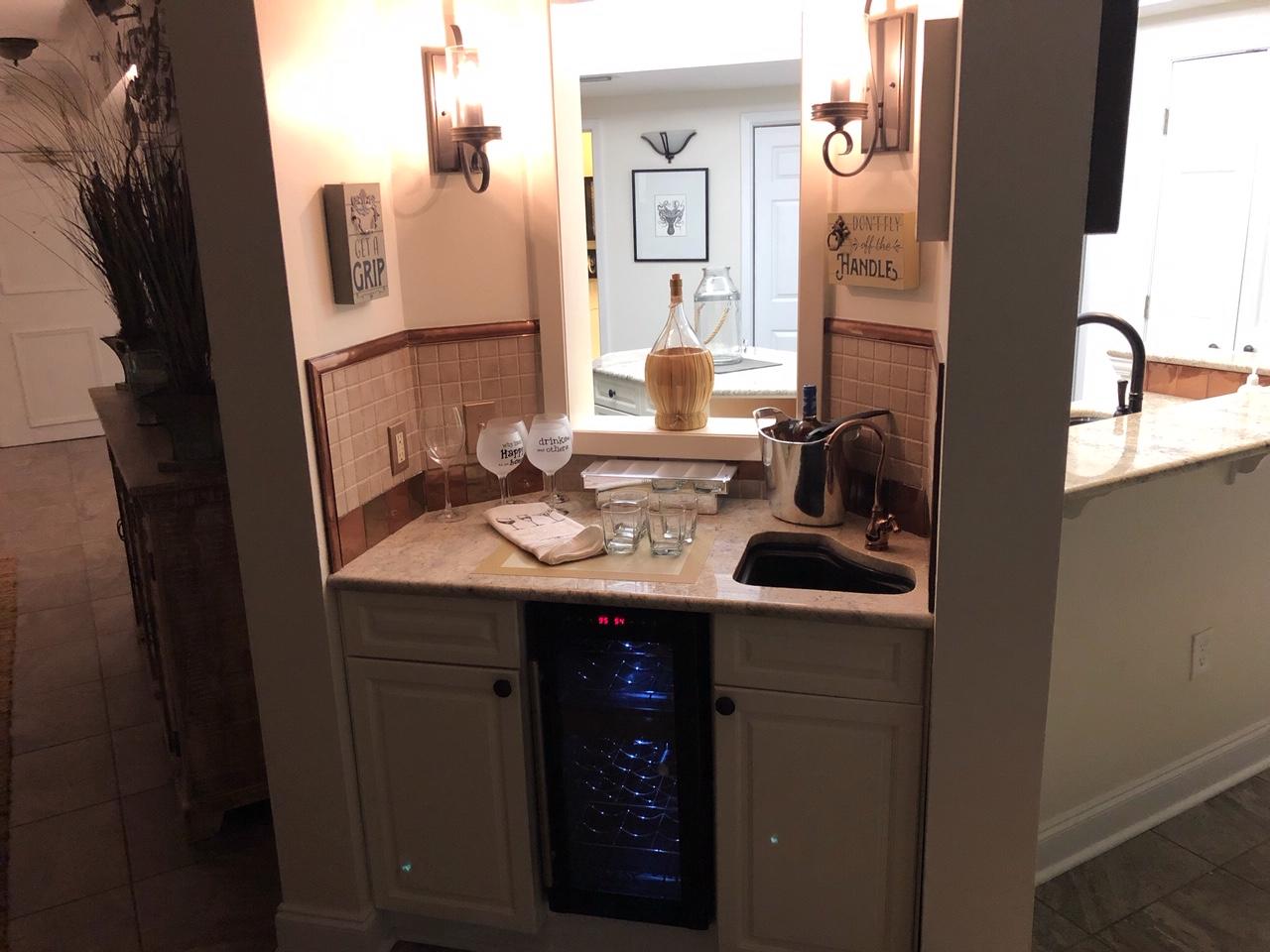 EAST PASS TOWERS CONDO PH 2 - Residential