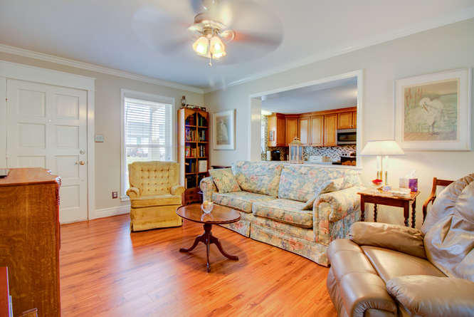 GARNIERS BEACH 2ND - Residential