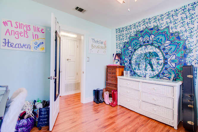 GARNIERS BEACH 2ND - Residential