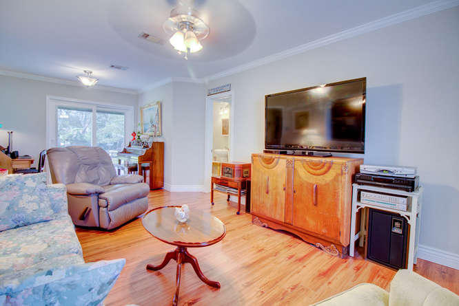 GARNIERS BEACH 2ND - Residential