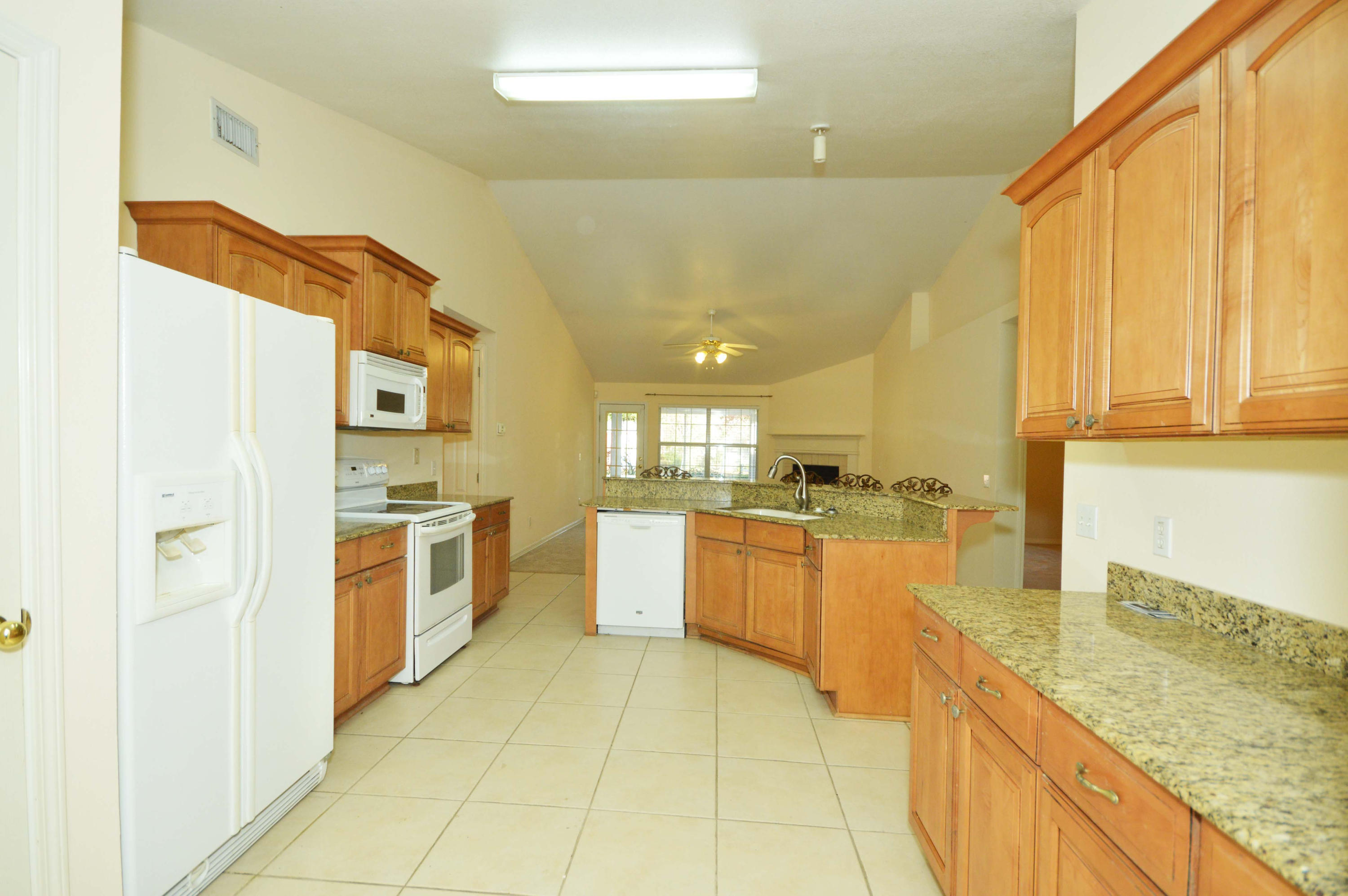 HOLLEY BY THE SEA - Residential