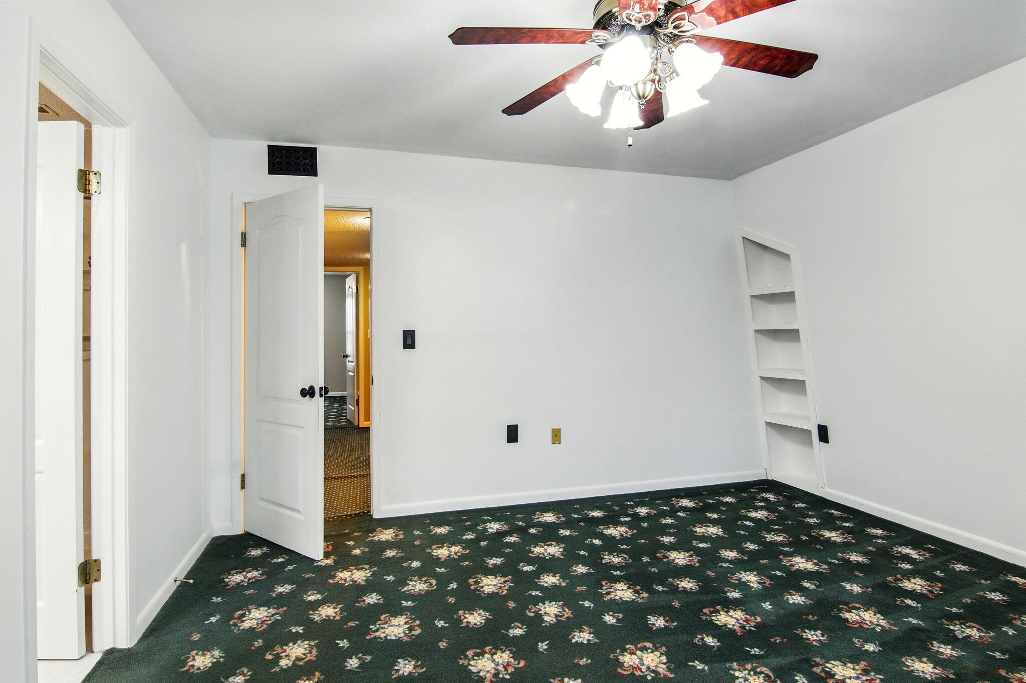 FOREST MANOR 3RD ADDN - Residential