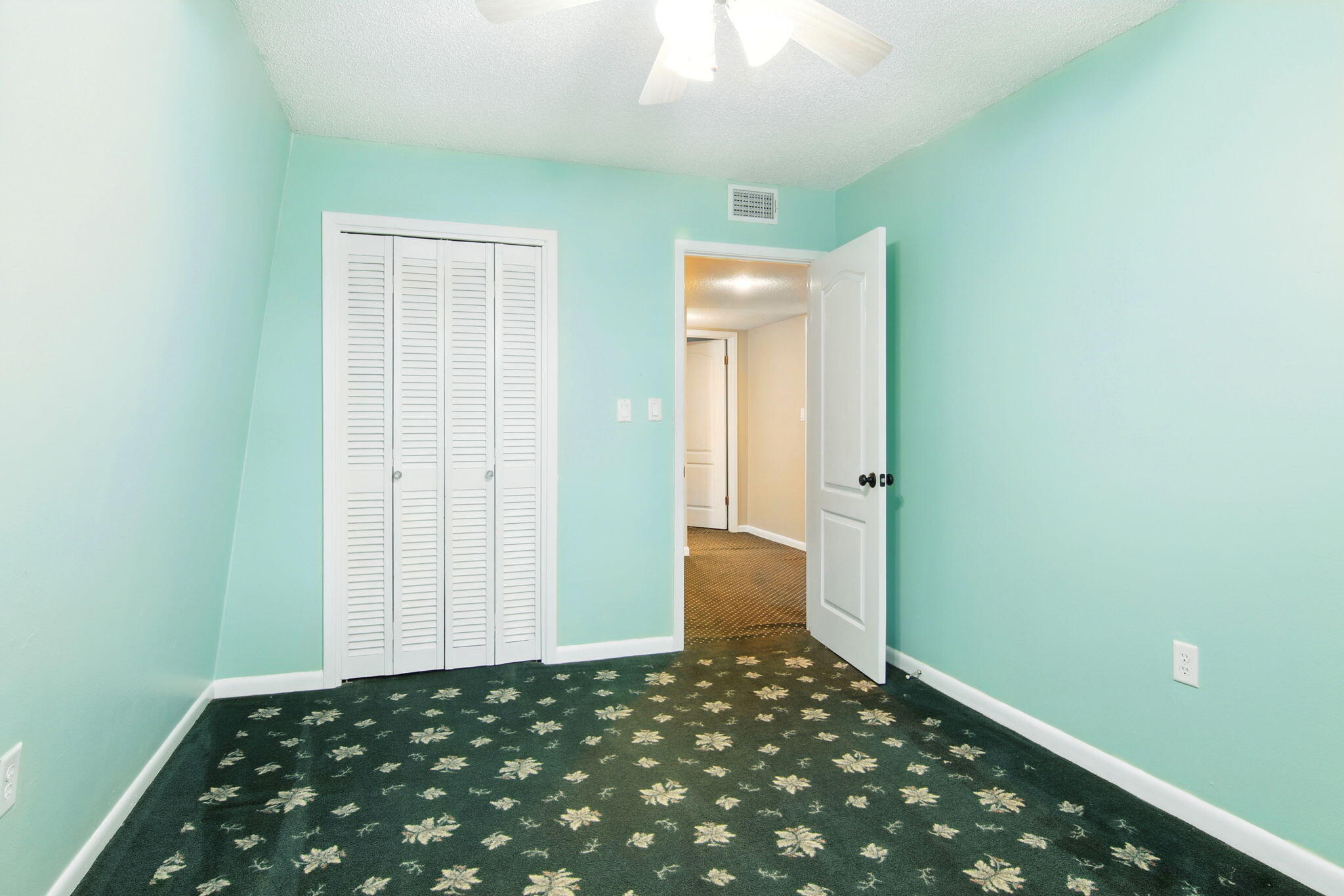 FOREST MANOR 3RD ADDN - Residential