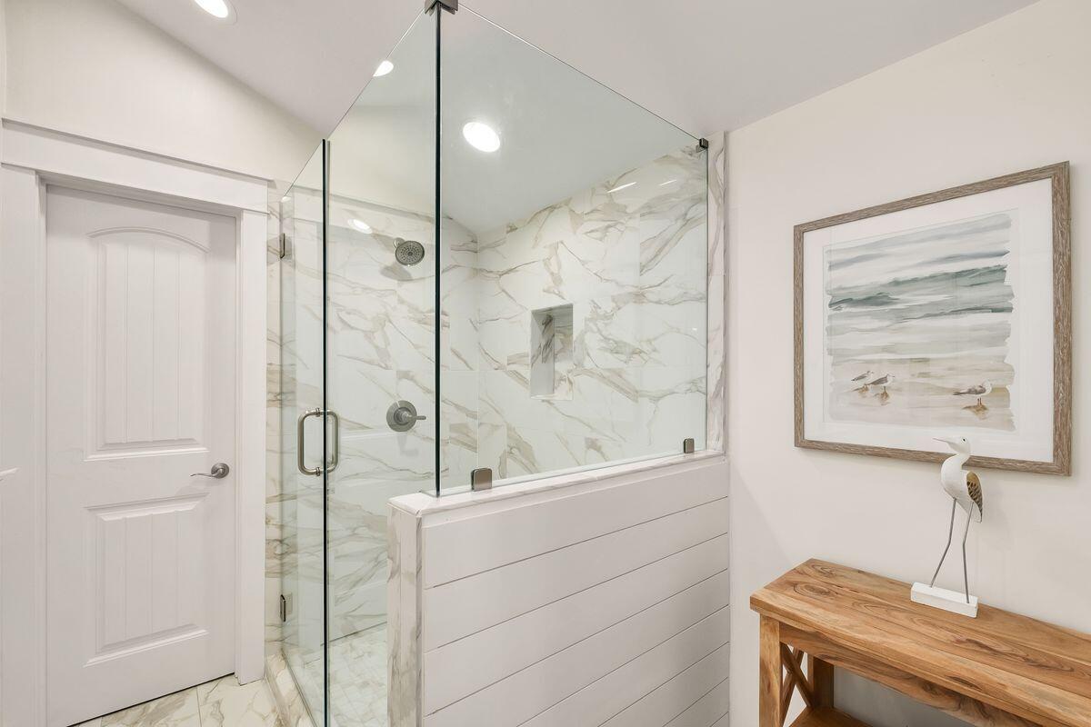 SATINWOOD PLACE - Residential