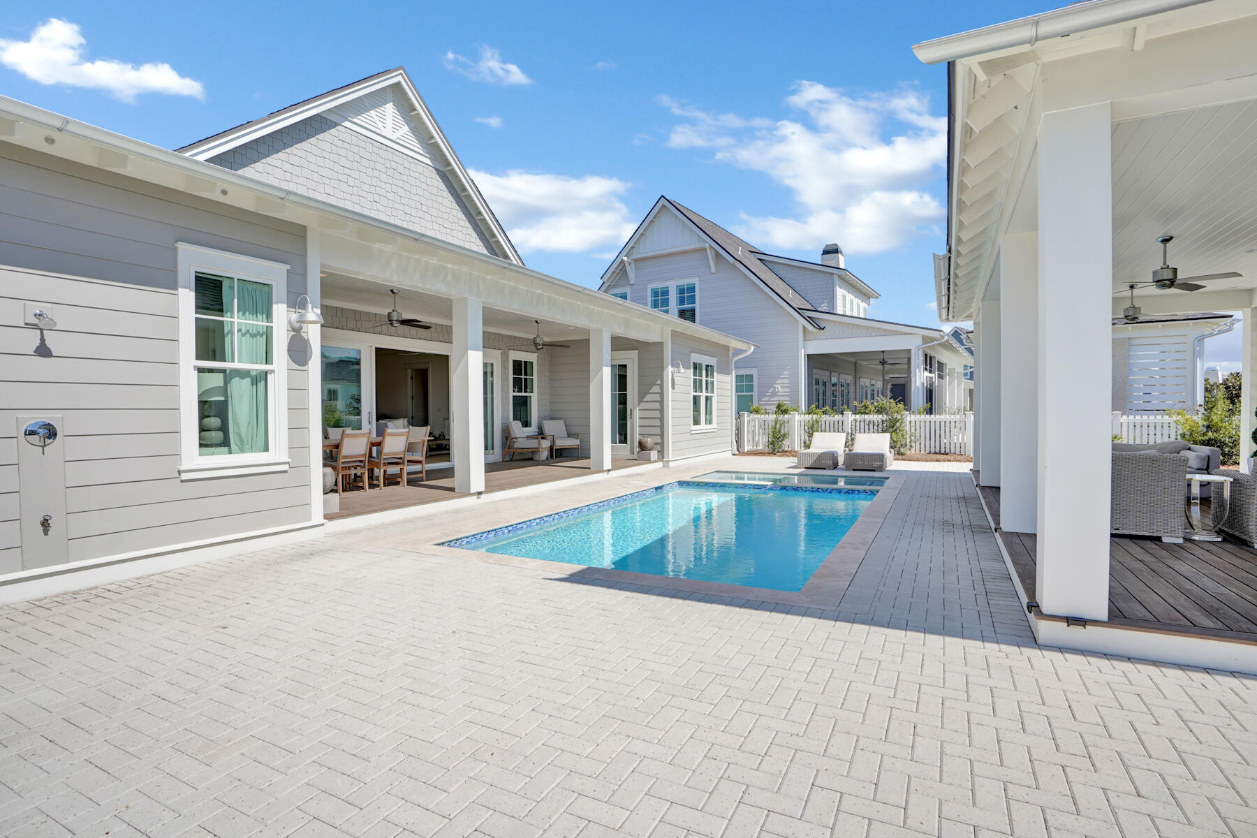 WATERSOUND ORIGINS - Residential
