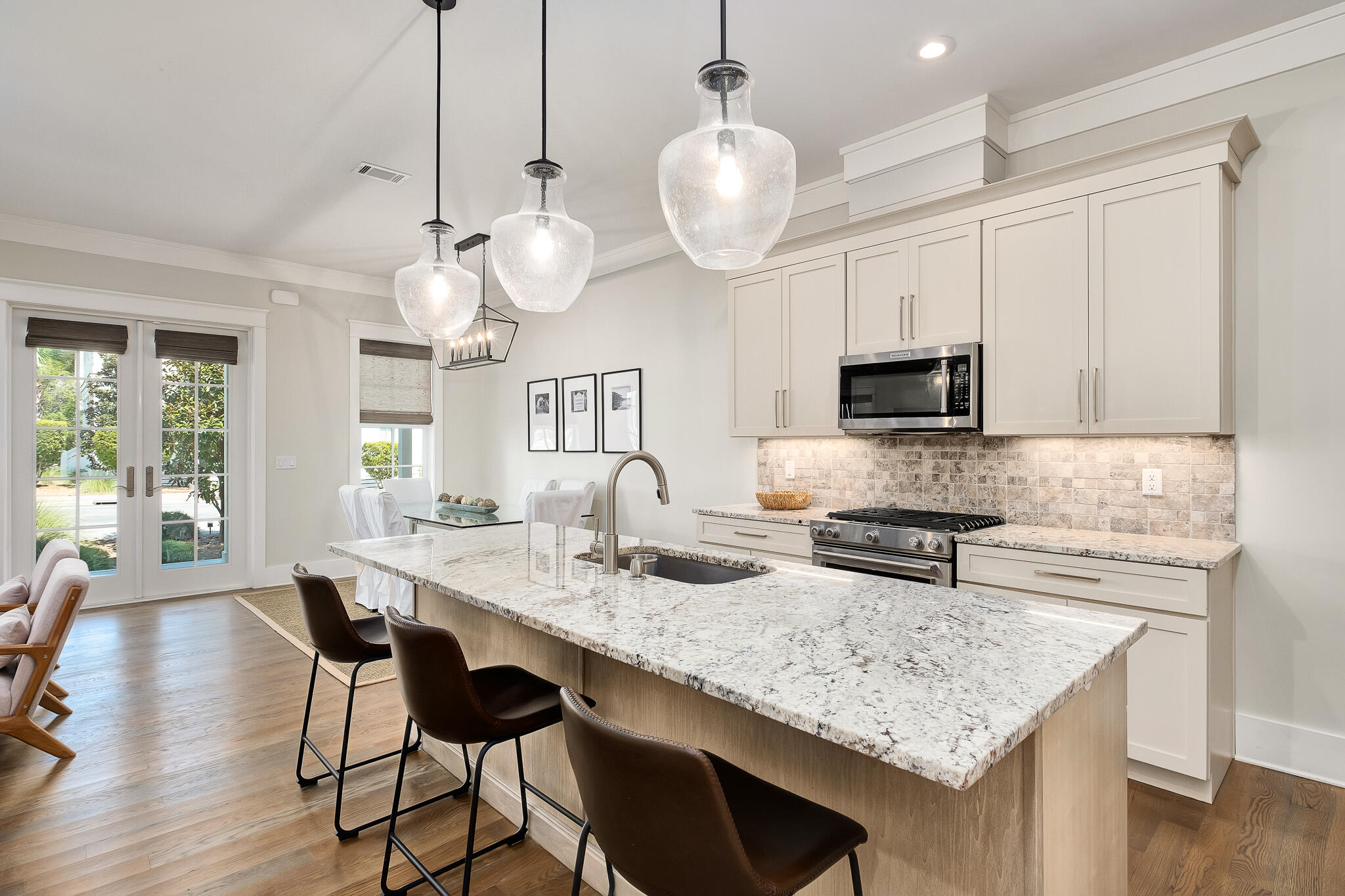 LAKESIDE AT BLUE MOUNTAIN BEACH - Residential