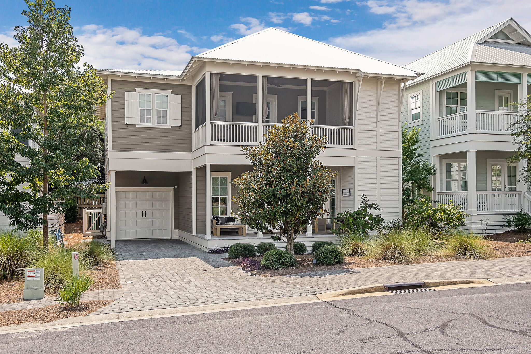LAKESIDE AT BLUE MOUNTAIN BEACH - Residential