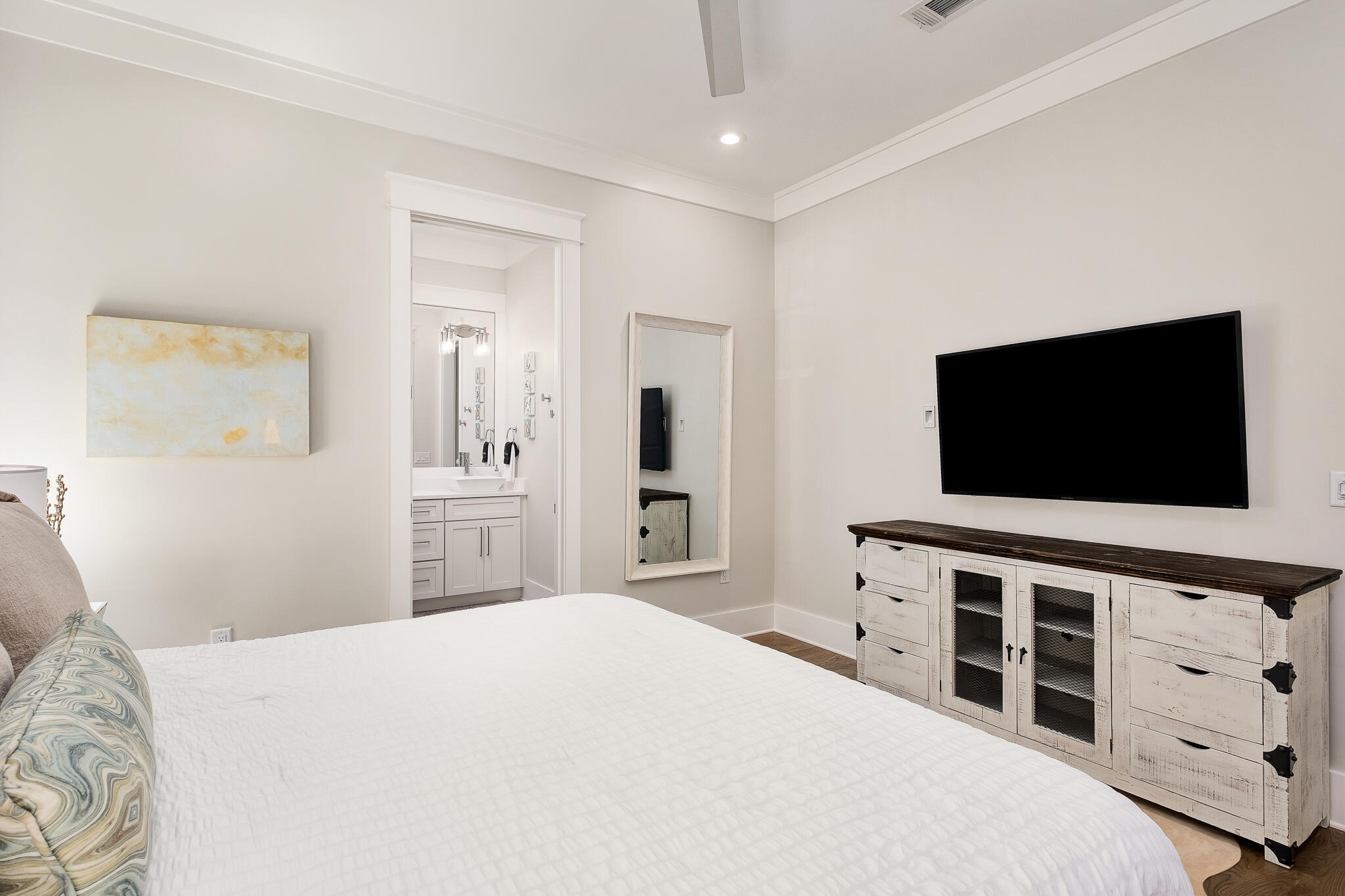 LAKESIDE AT BLUE MOUNTAIN BEACH - Residential