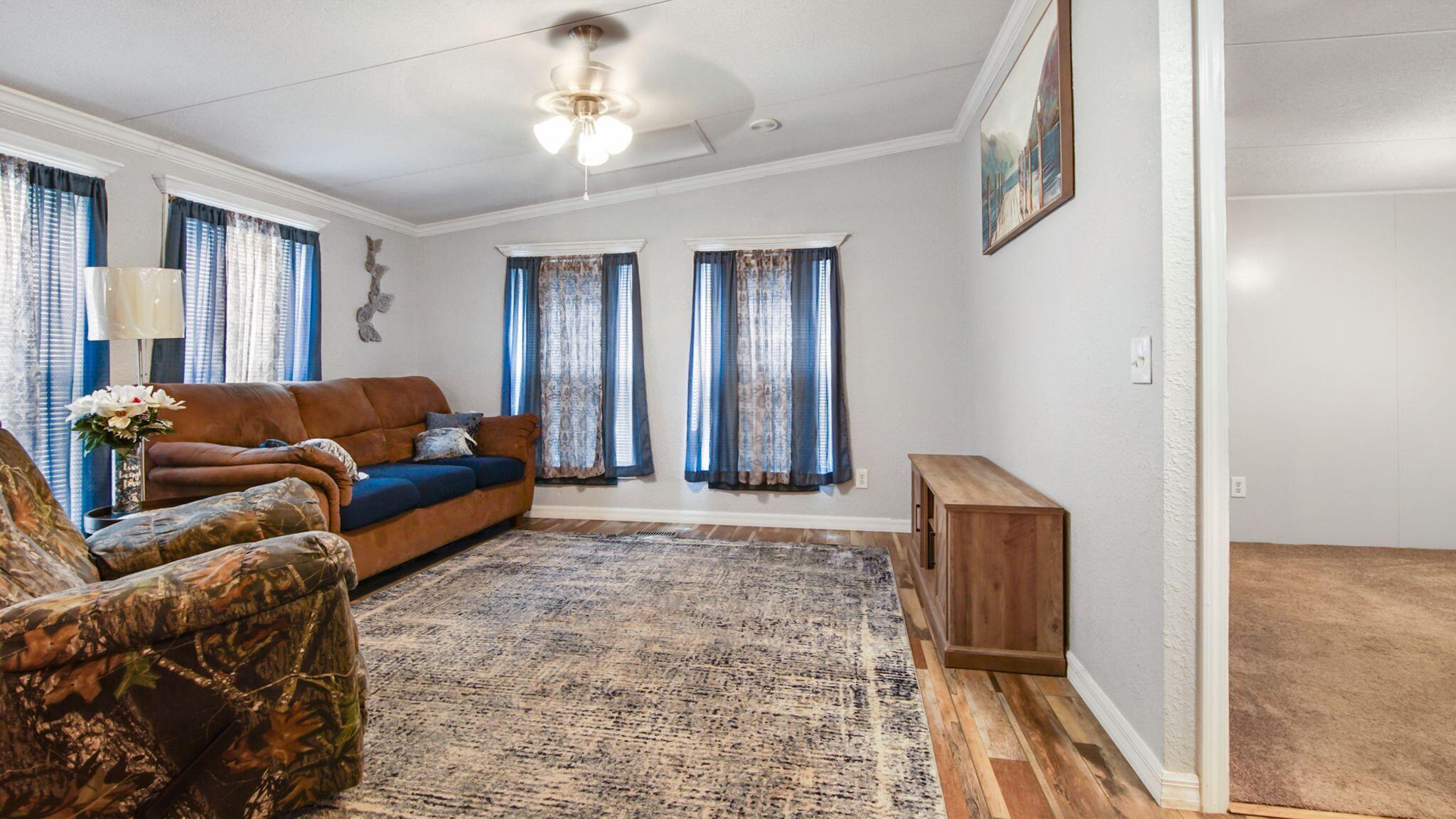 JUNIPER LAKE ESTATES UNIT 6 - Residential