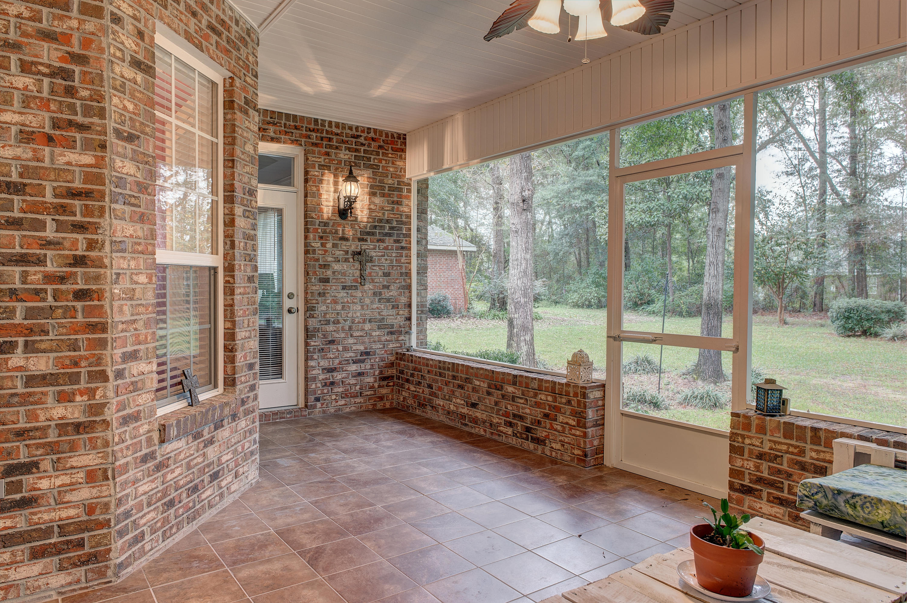 CLAIRES VINEYARD - Residential