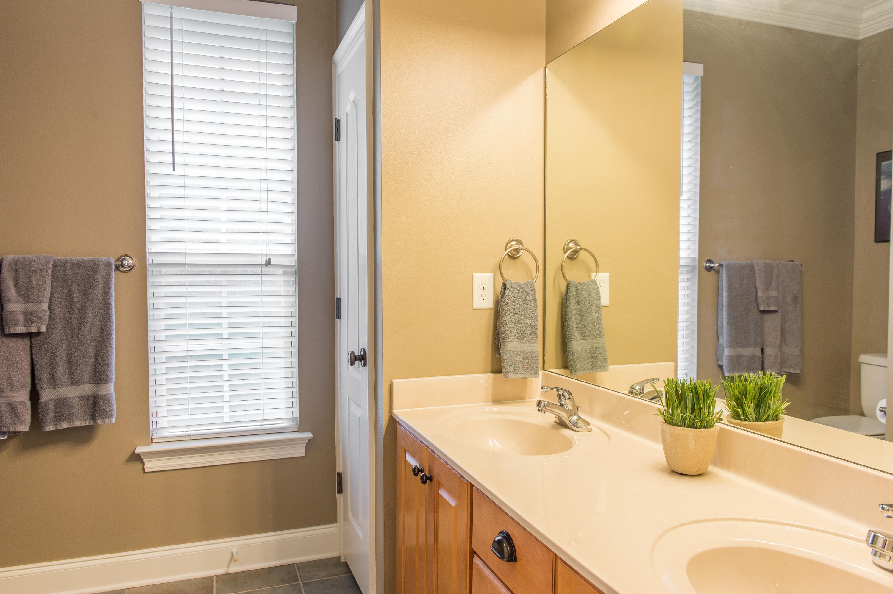 CLAIRES VINEYARD - Residential