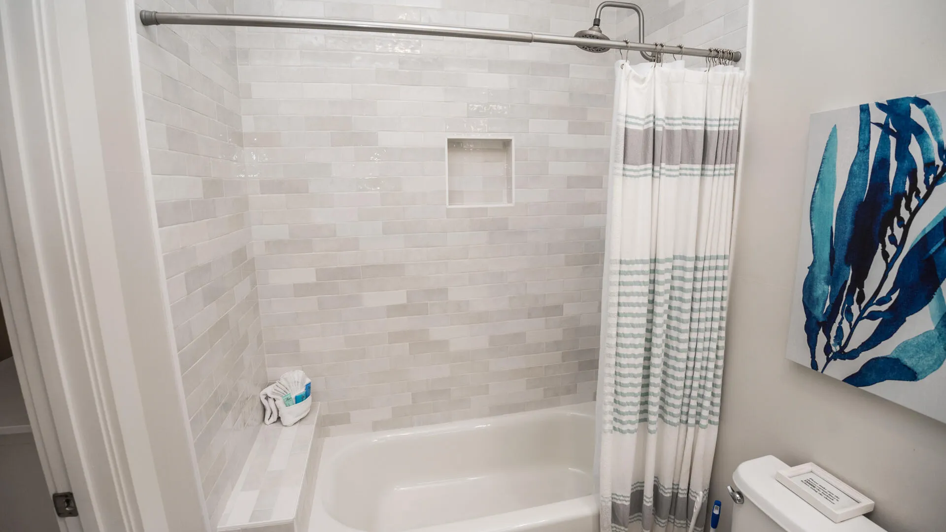 Santa Rosa Beach, Florida, 32459, United States, 4 Bedrooms Bedrooms, ,4 BathroomsBathrooms,Residential,Active,1876895