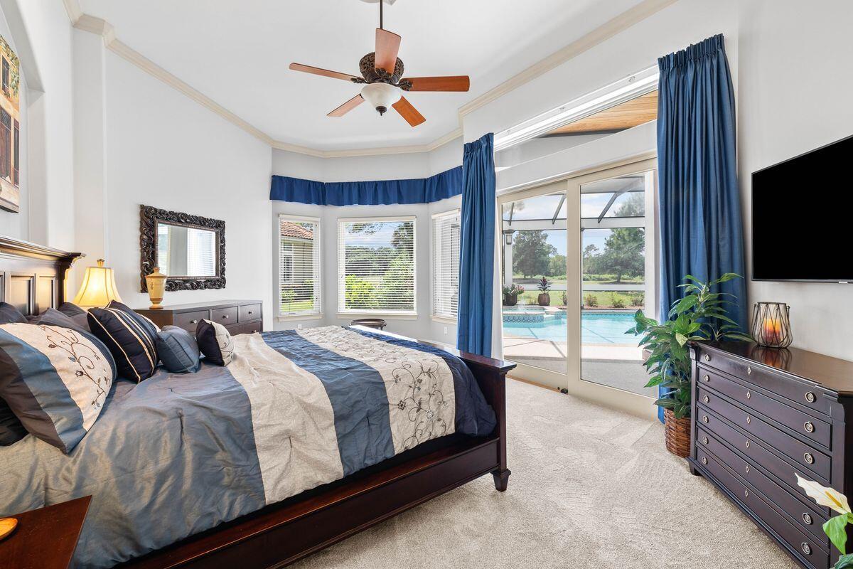 REGATTA BAY - Residential