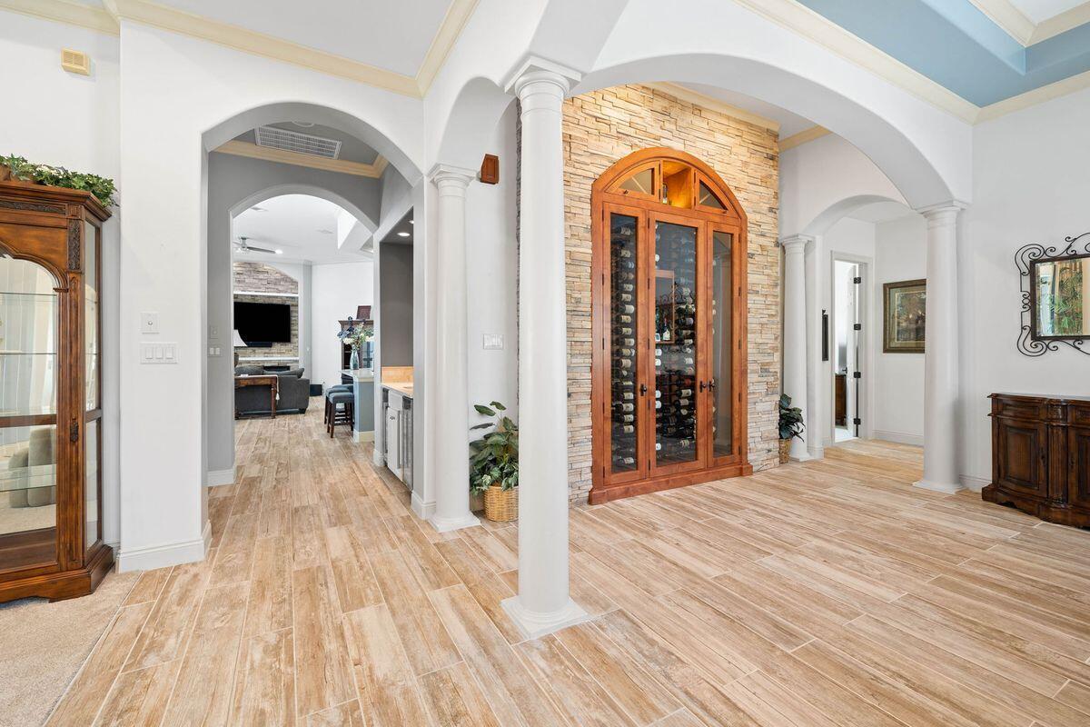 REGATTA BAY - Residential