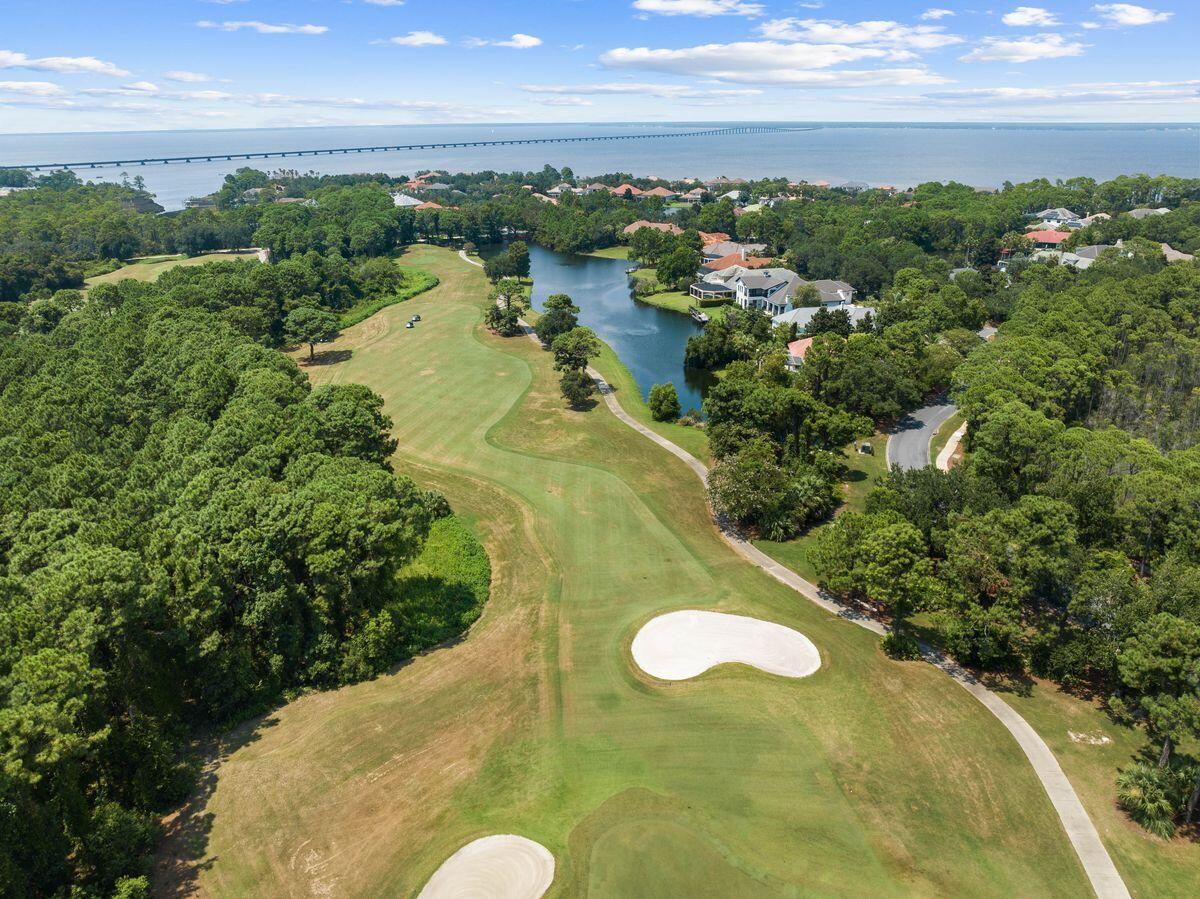 REGATTA BAY - Residential