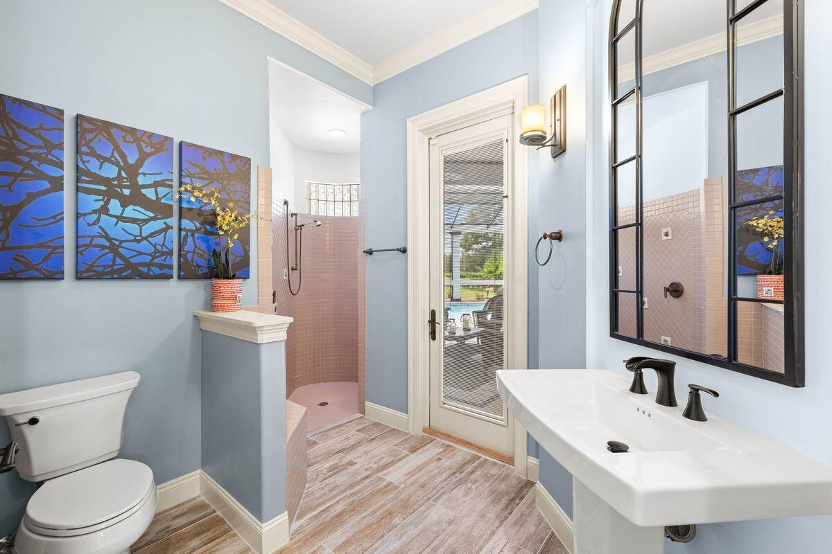 REGATTA BAY - Residential