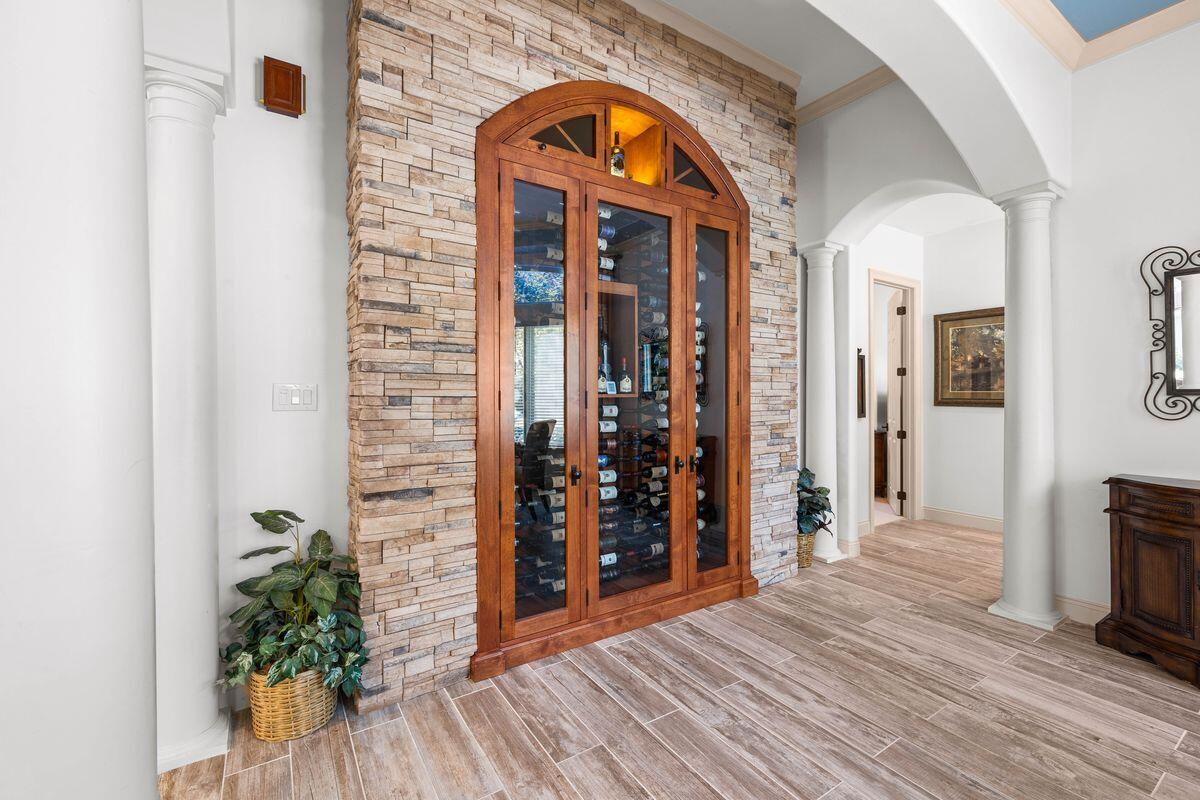 REGATTA BAY - Residential