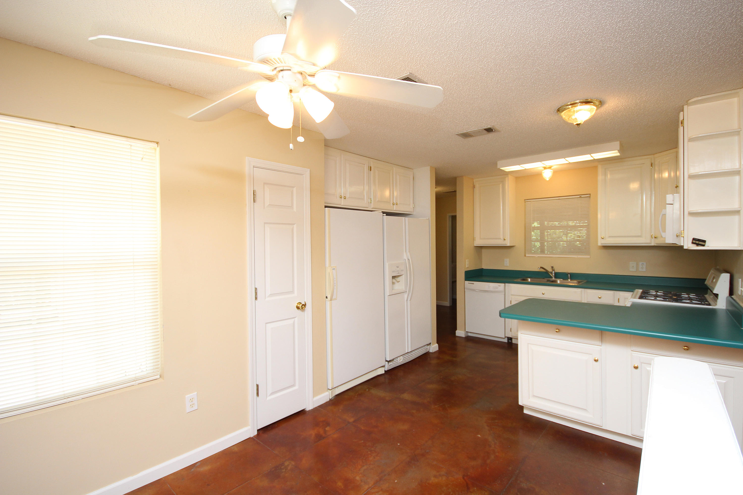 FLORIDALE BEACH - Residential