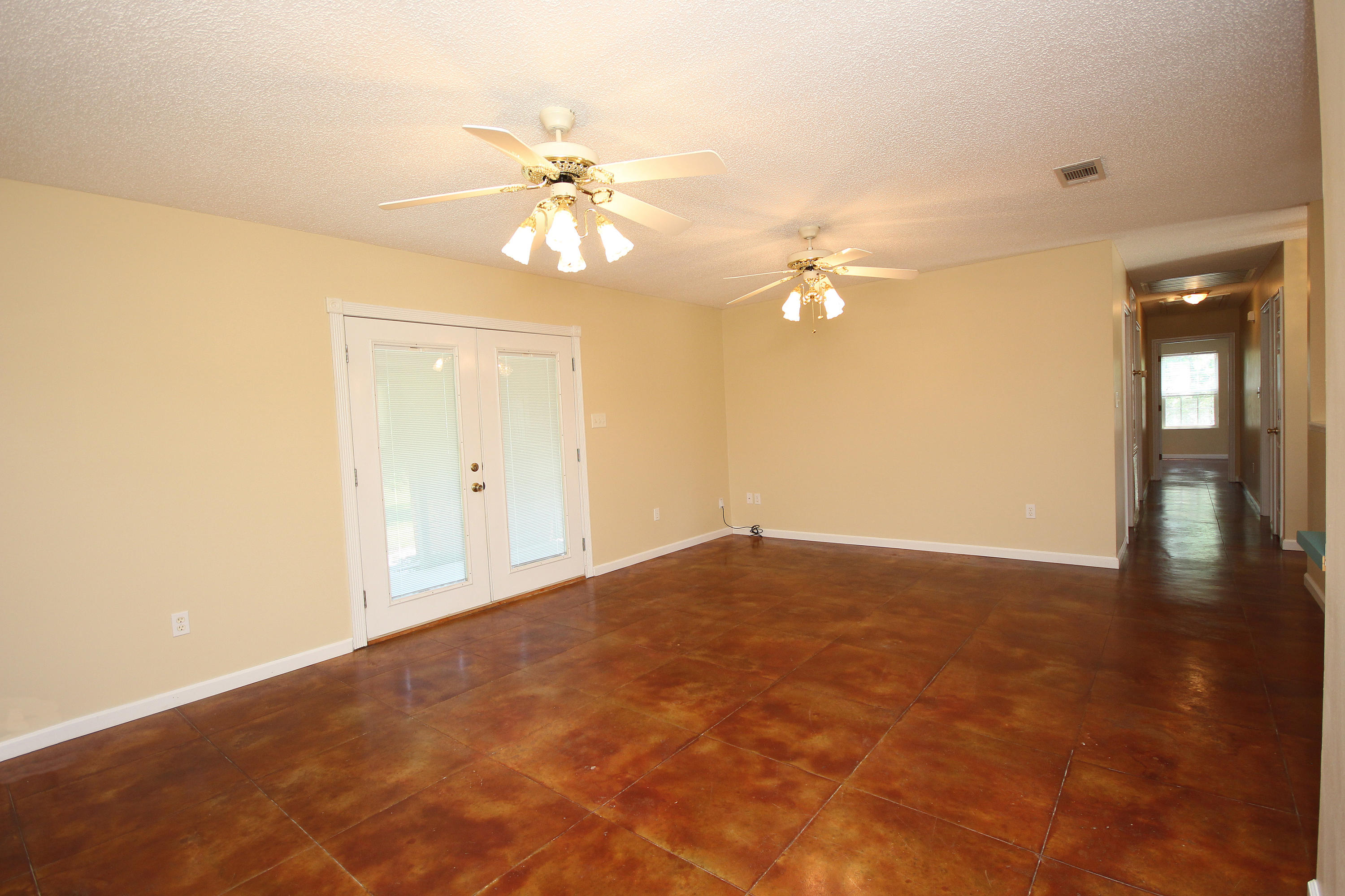 FLORIDALE BEACH - Residential