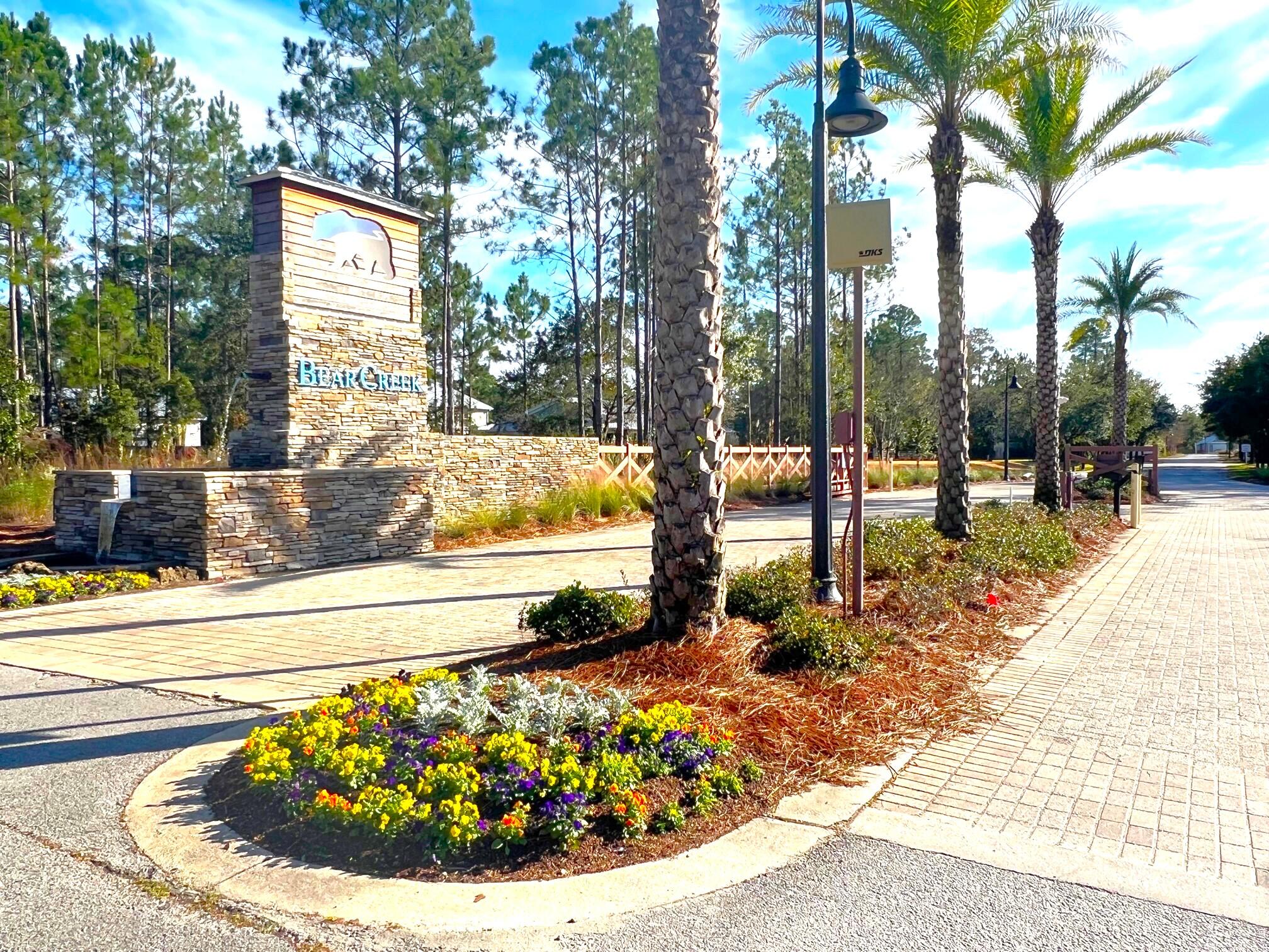 Bear Creek Cottages 1st Addition - Land