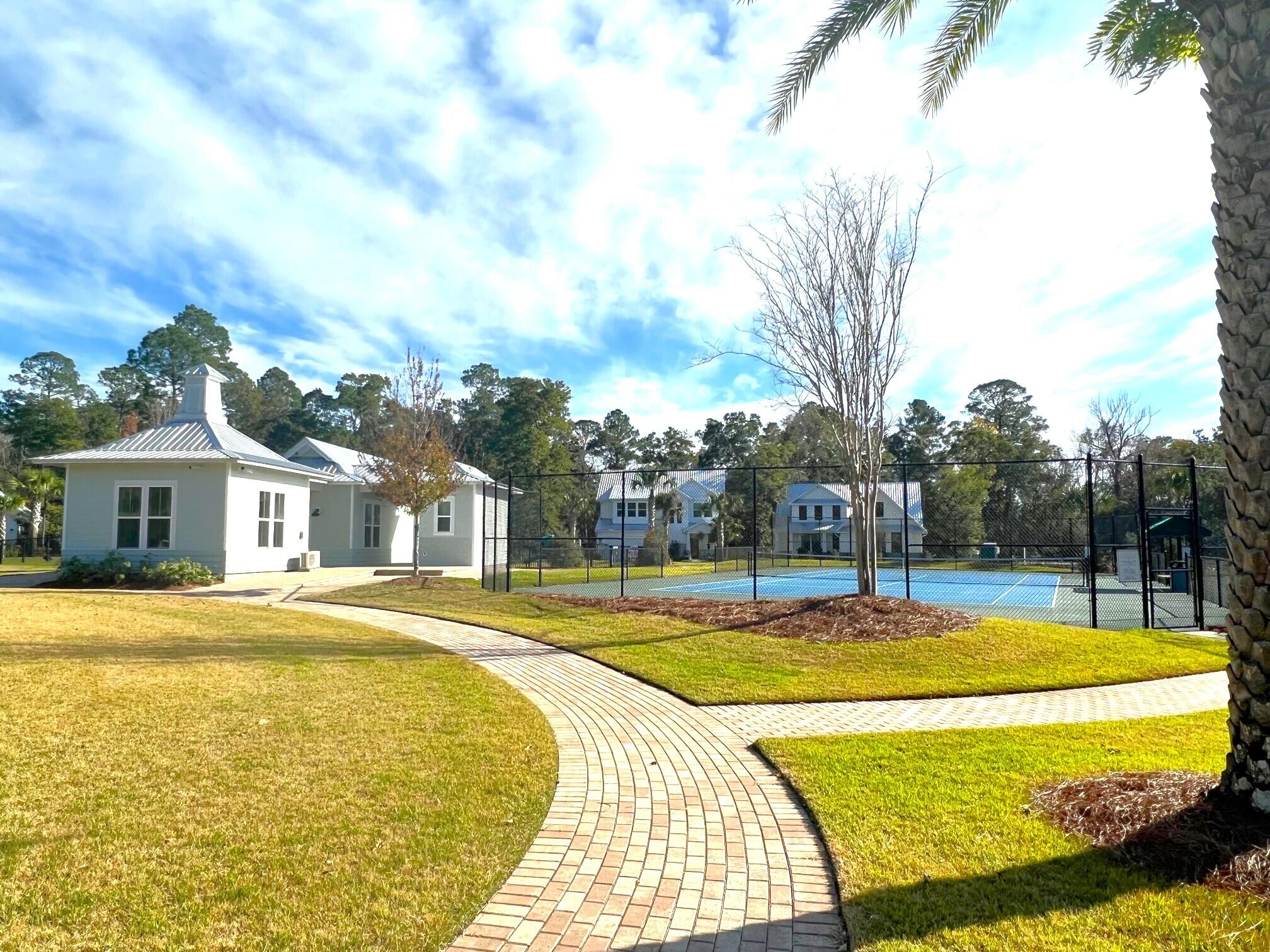 Bear Creek Cottages 1st Addition - Land