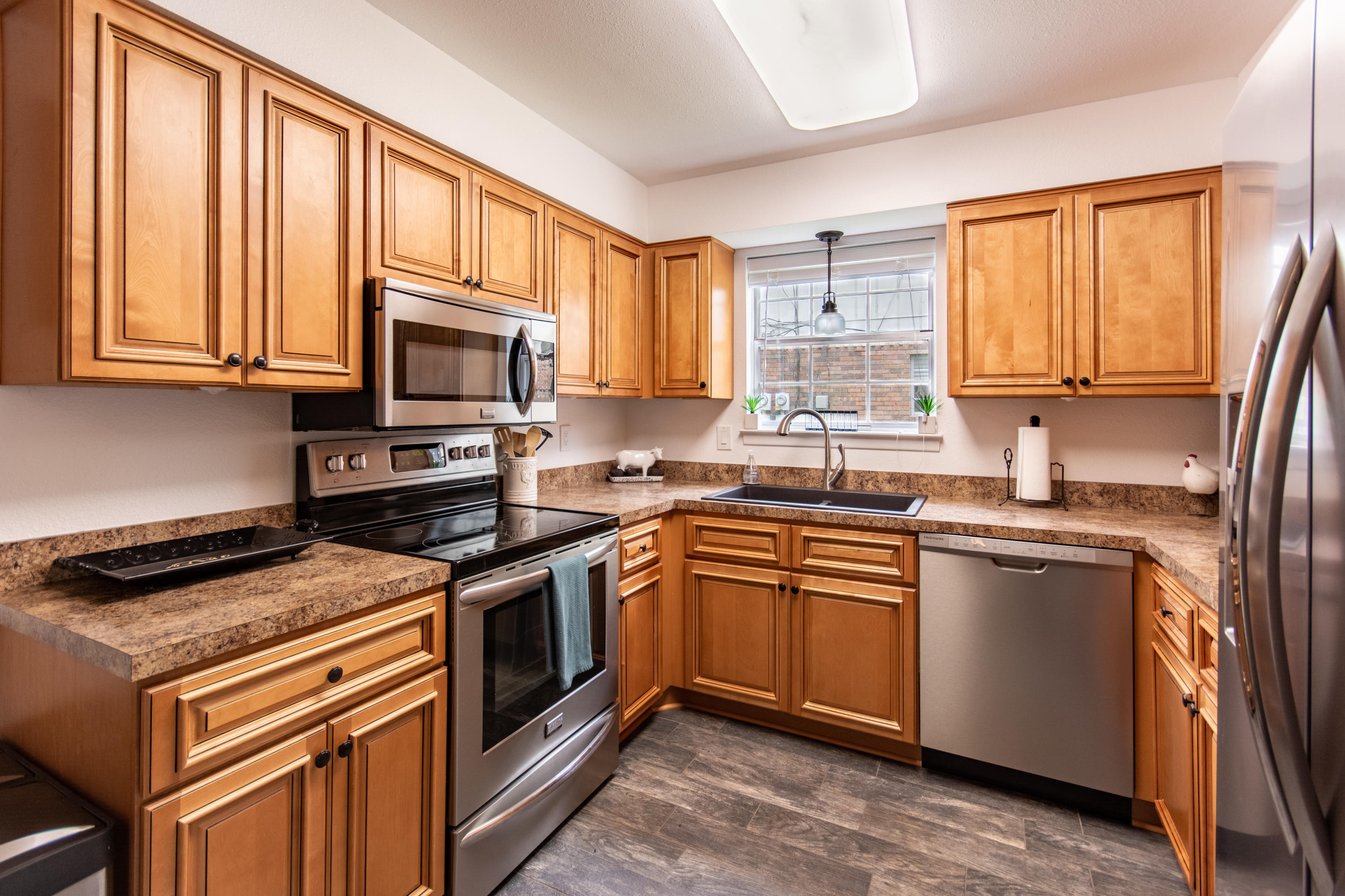 PINE MEADOWS 4TH ADDN - Residential