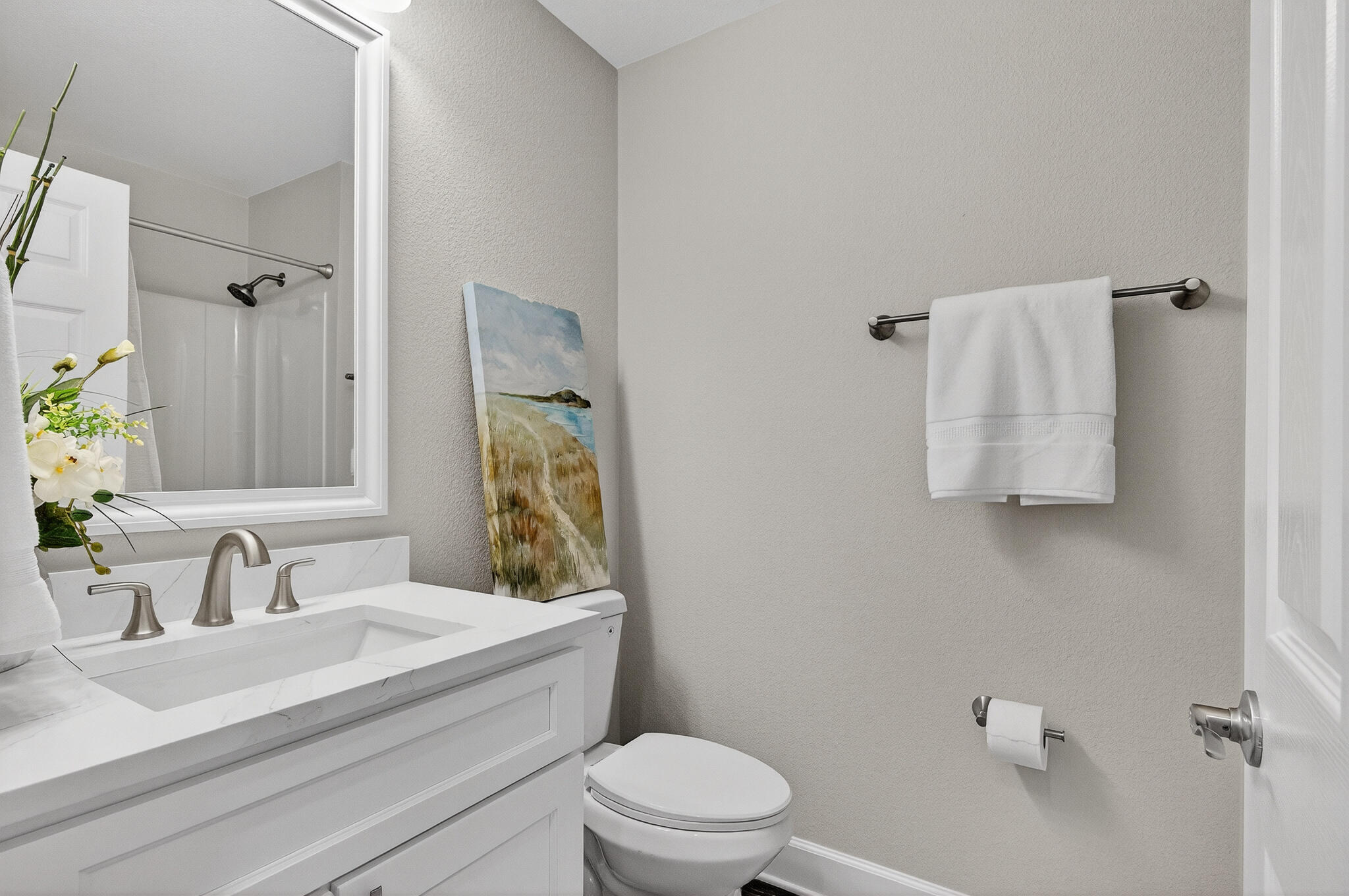 MARY ESTHER - Residential