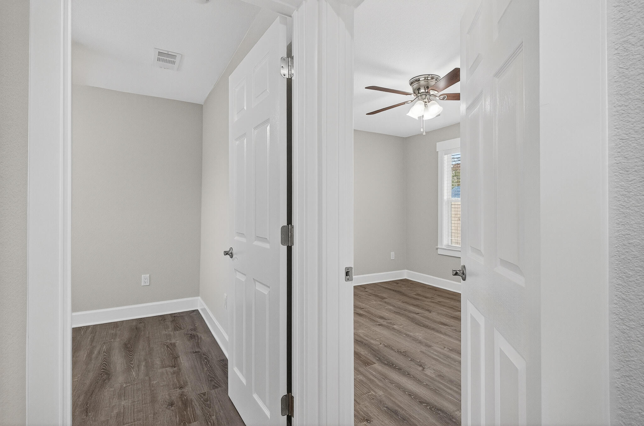 MARY ESTHER - Residential