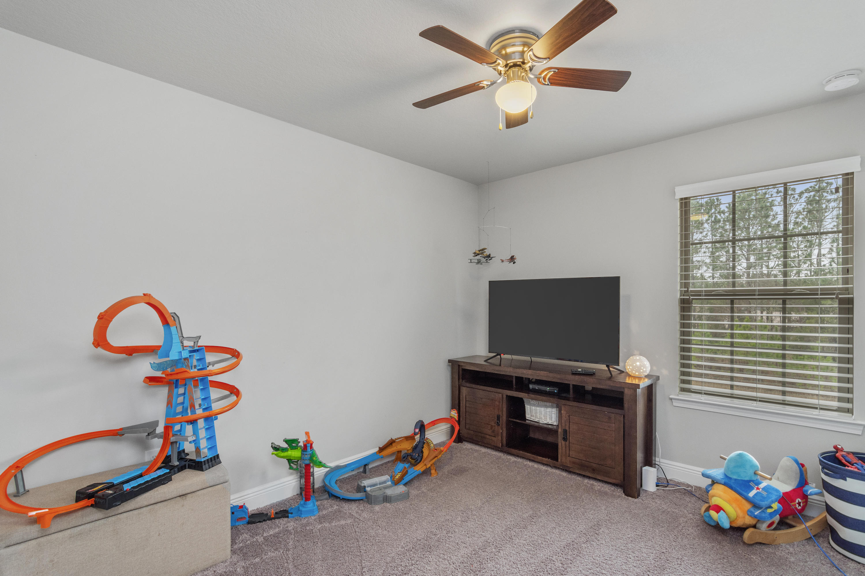 RESERVE POINTE - Residential